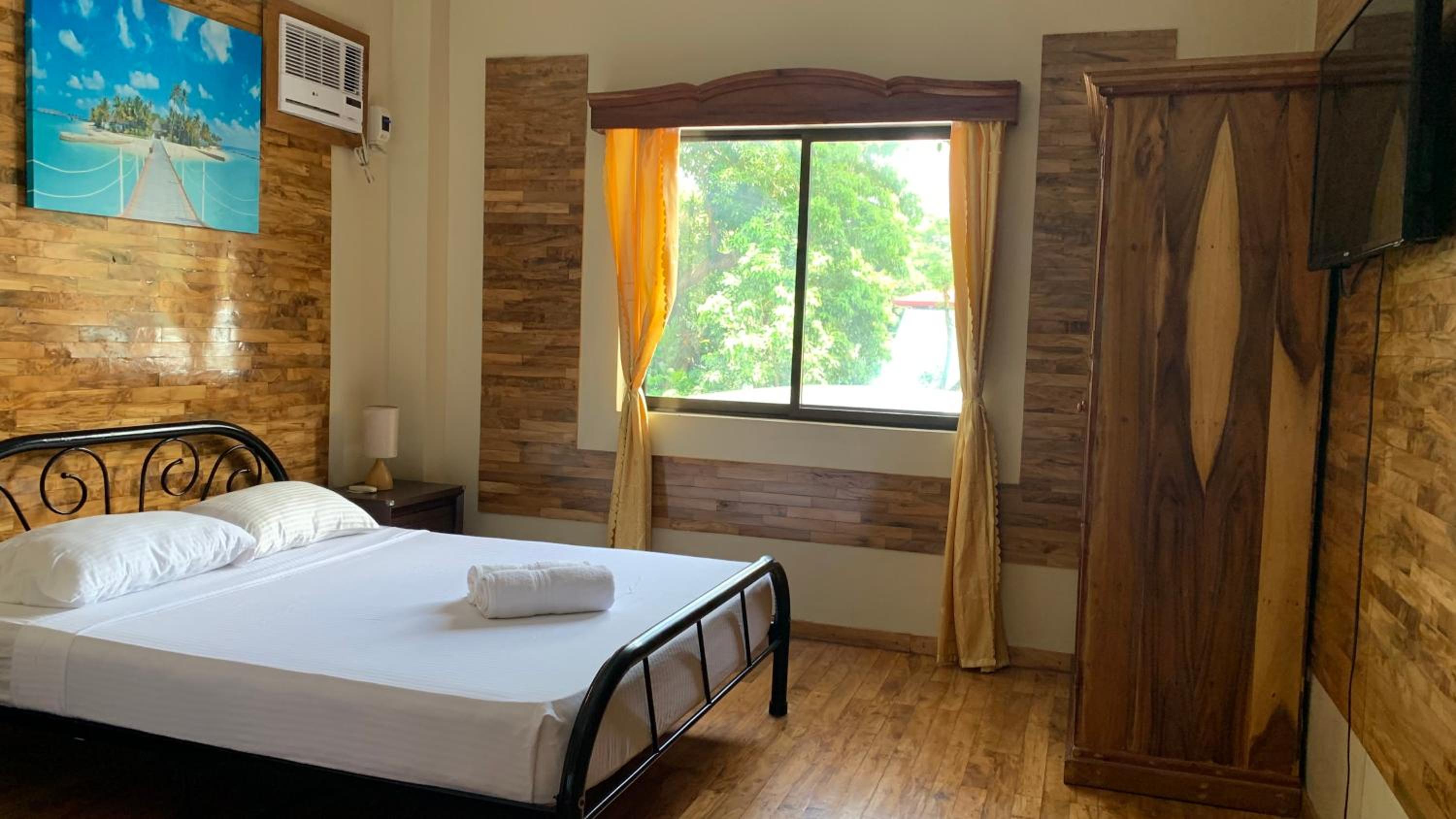 Standard Double or Twin Room - Photo 7