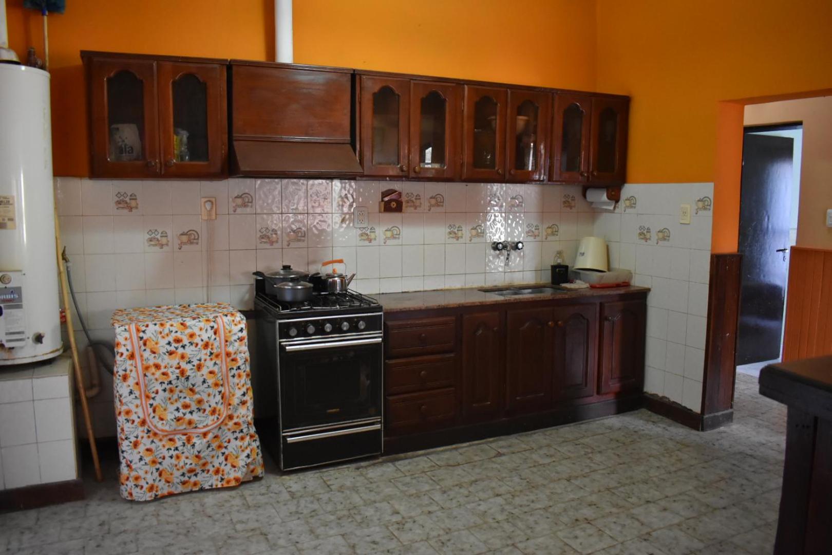 Three-Bedroom House photo 2