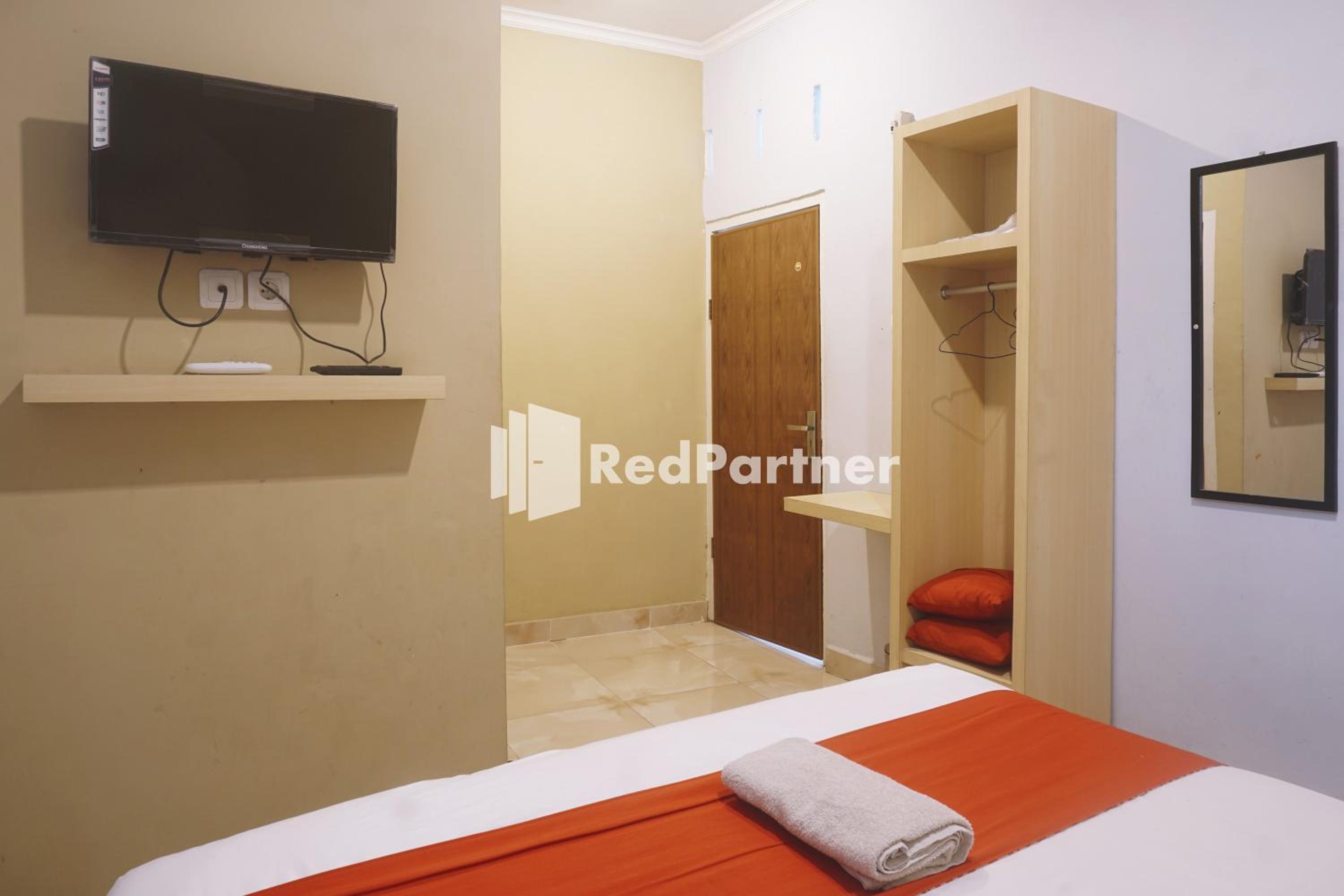 Standard Double Room - Photo 6