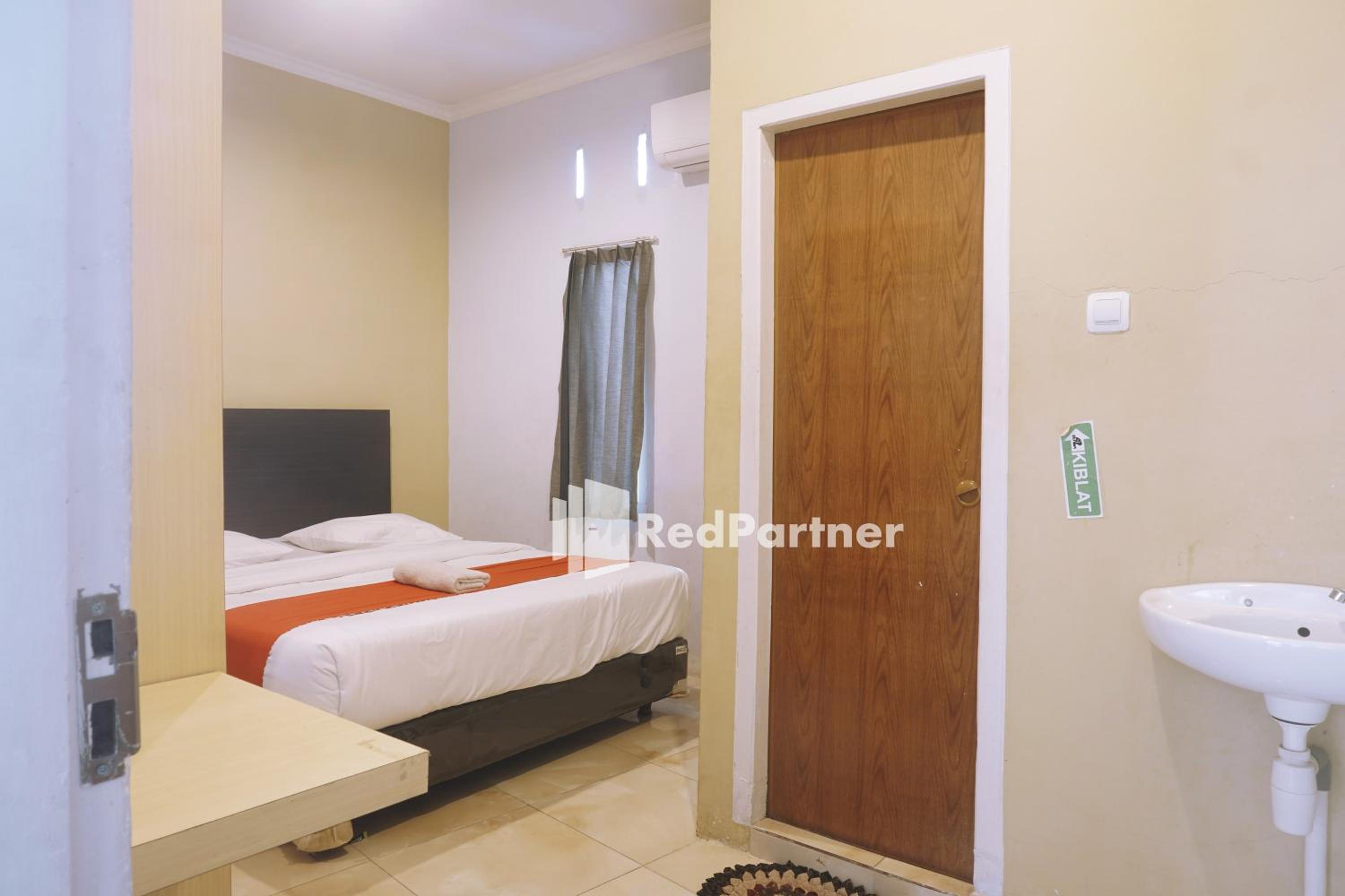 Standard Double Room - Photo 5
