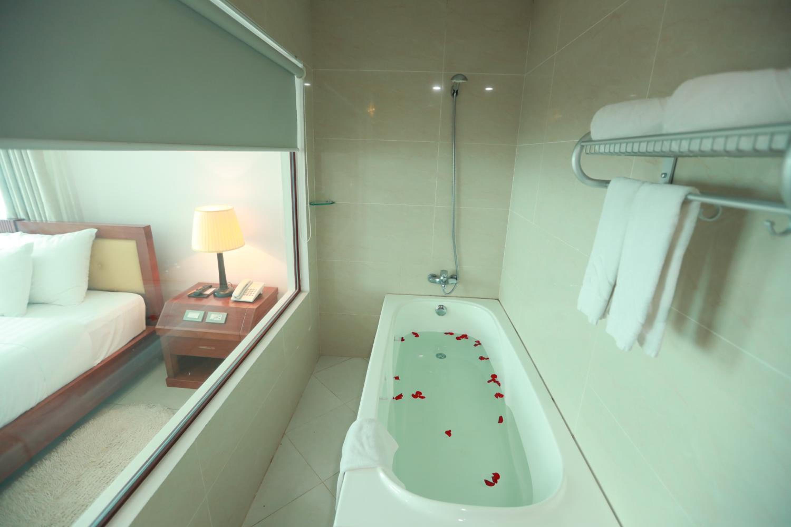 Double Room - Photo 2