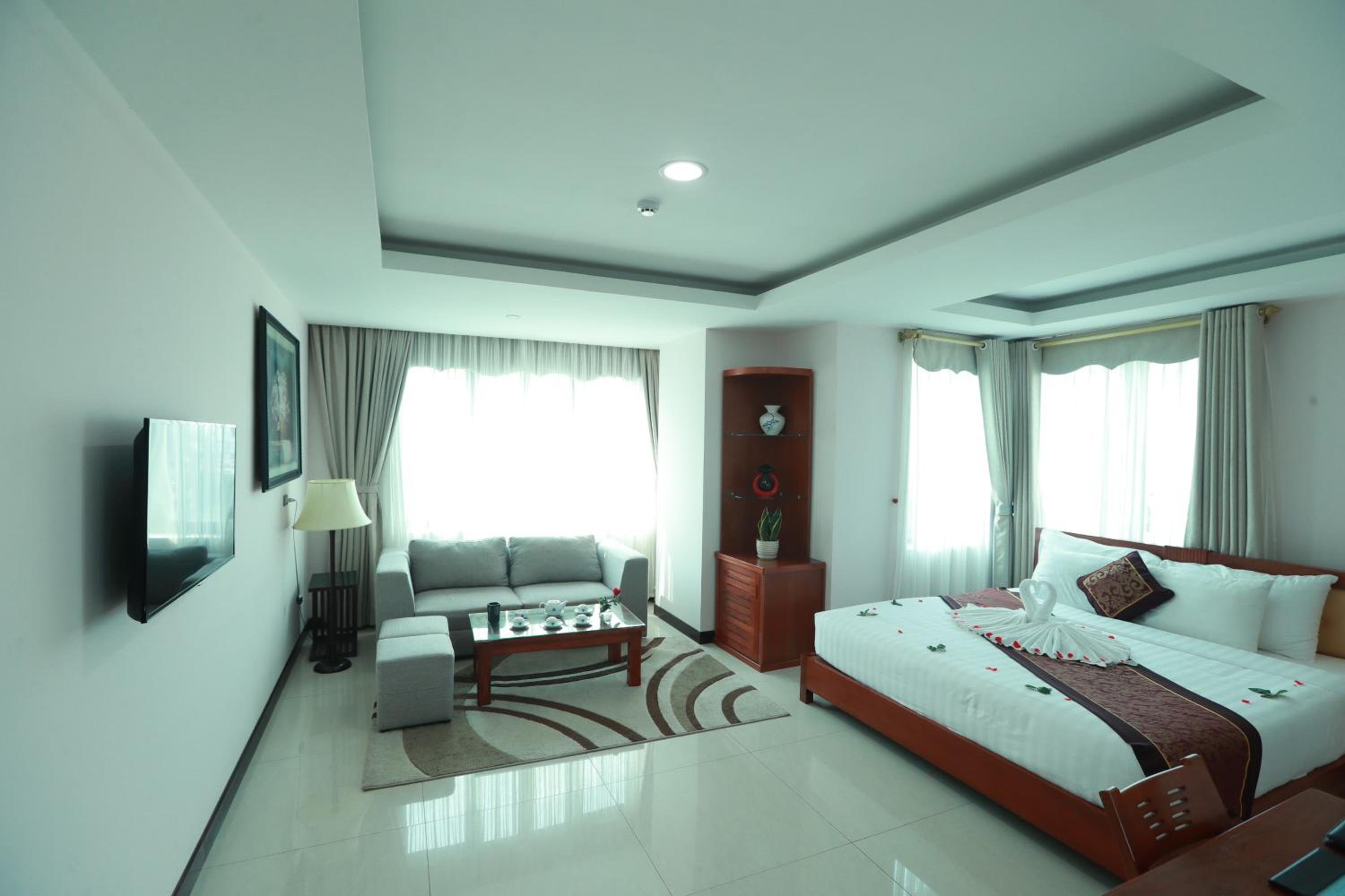 Double Room - Photo 6