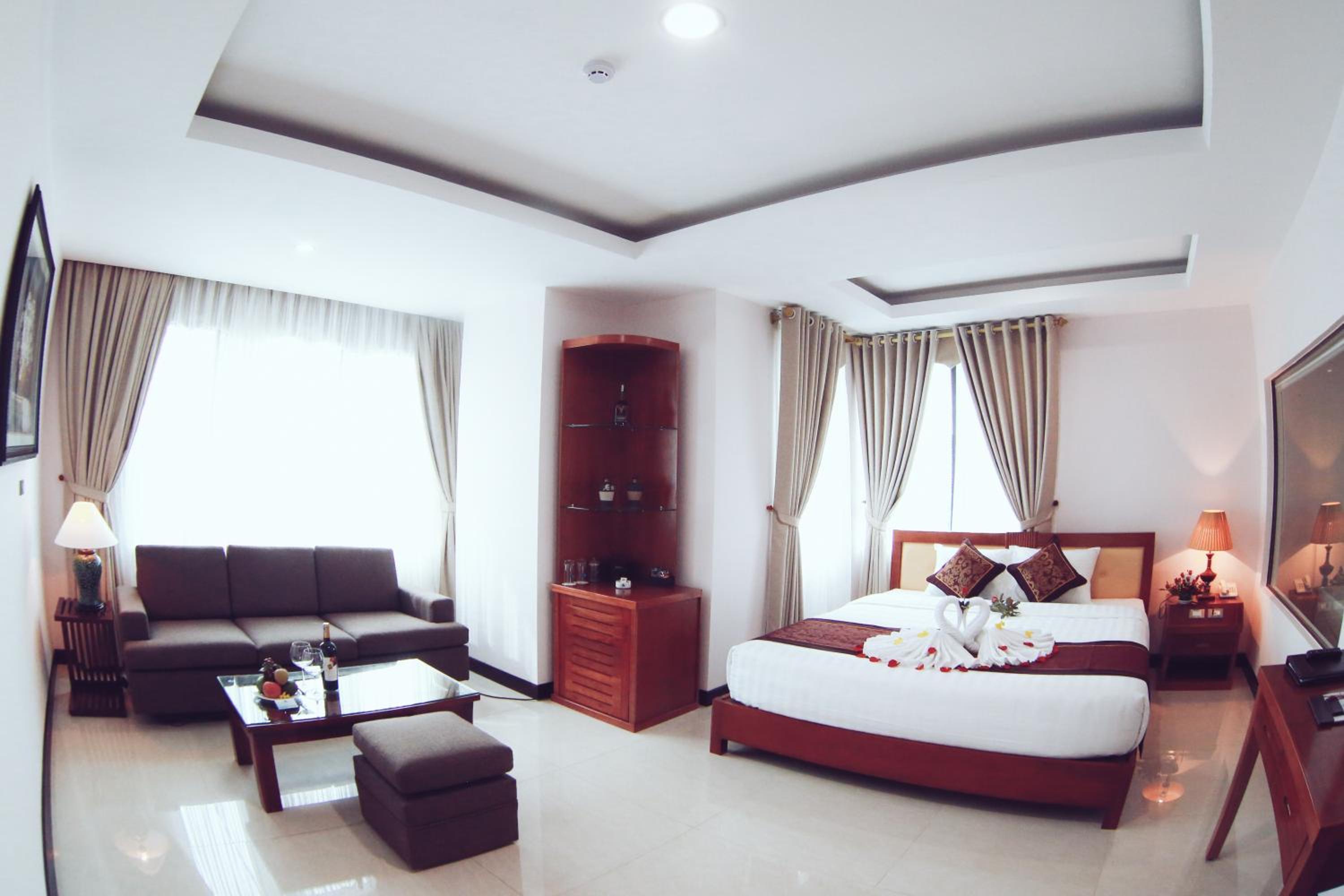Double Room - Photo 7