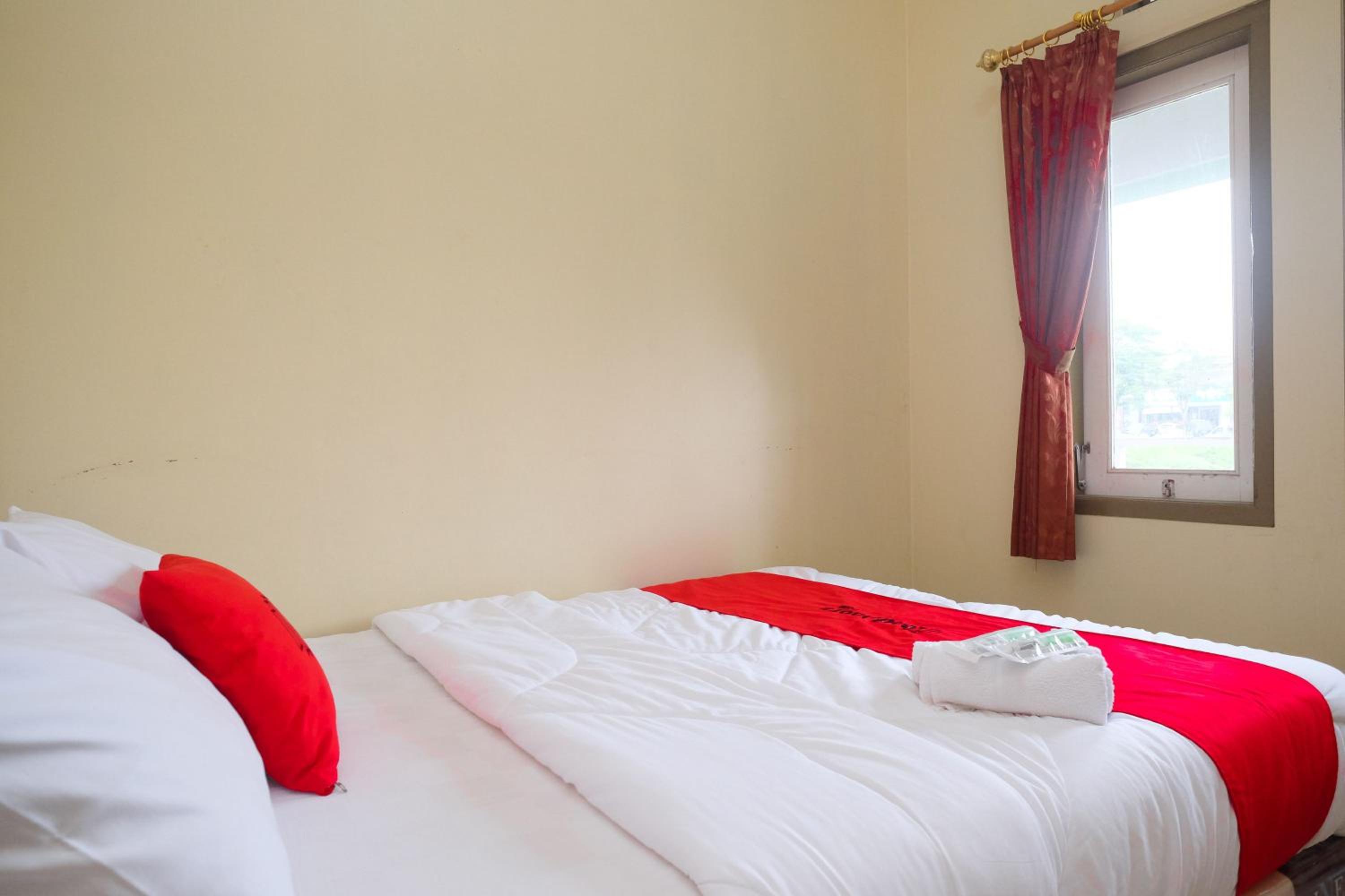 Economy Double Room photo 1
