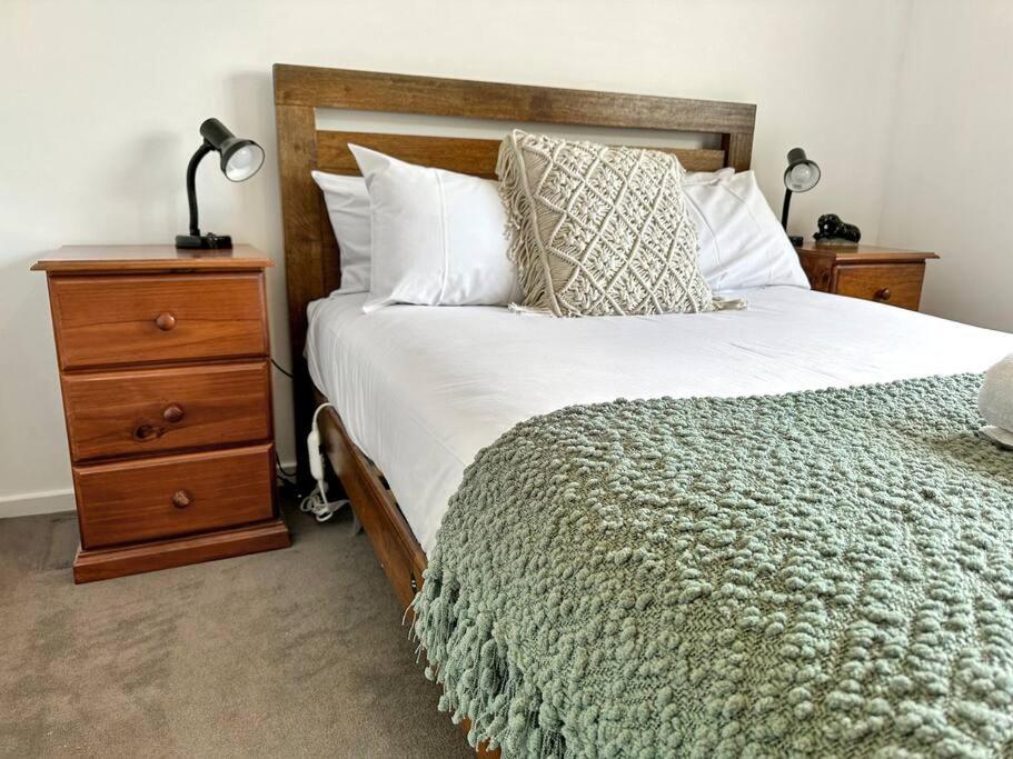 Three-Bedroom House photo 1