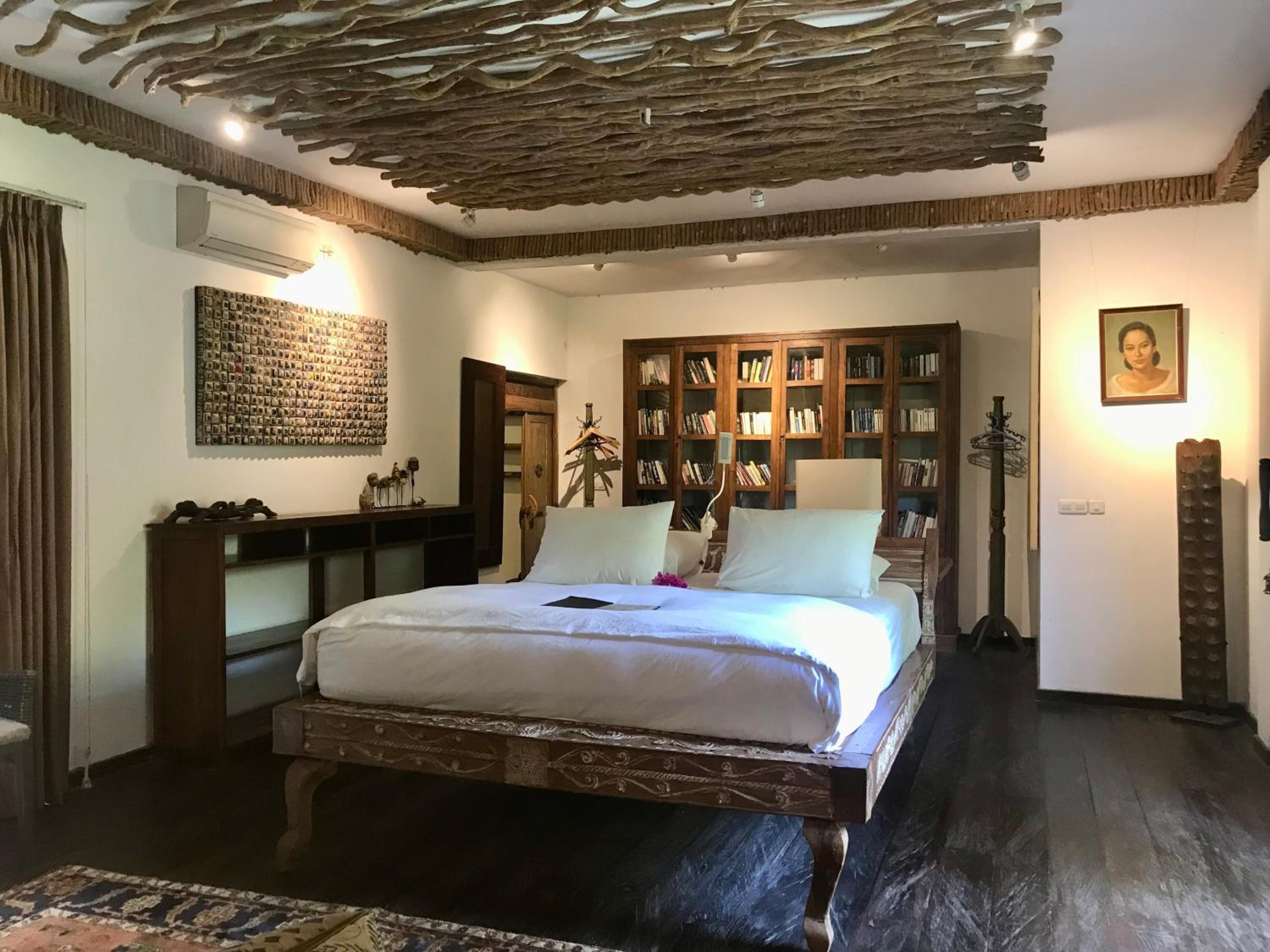 Deluxe Bungalow