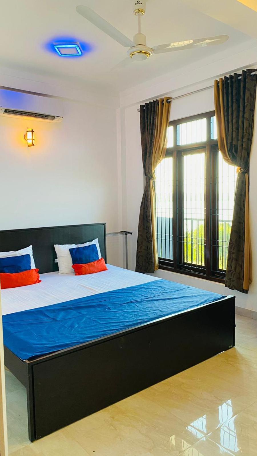 Deluxe Double Room with Bath photo 3