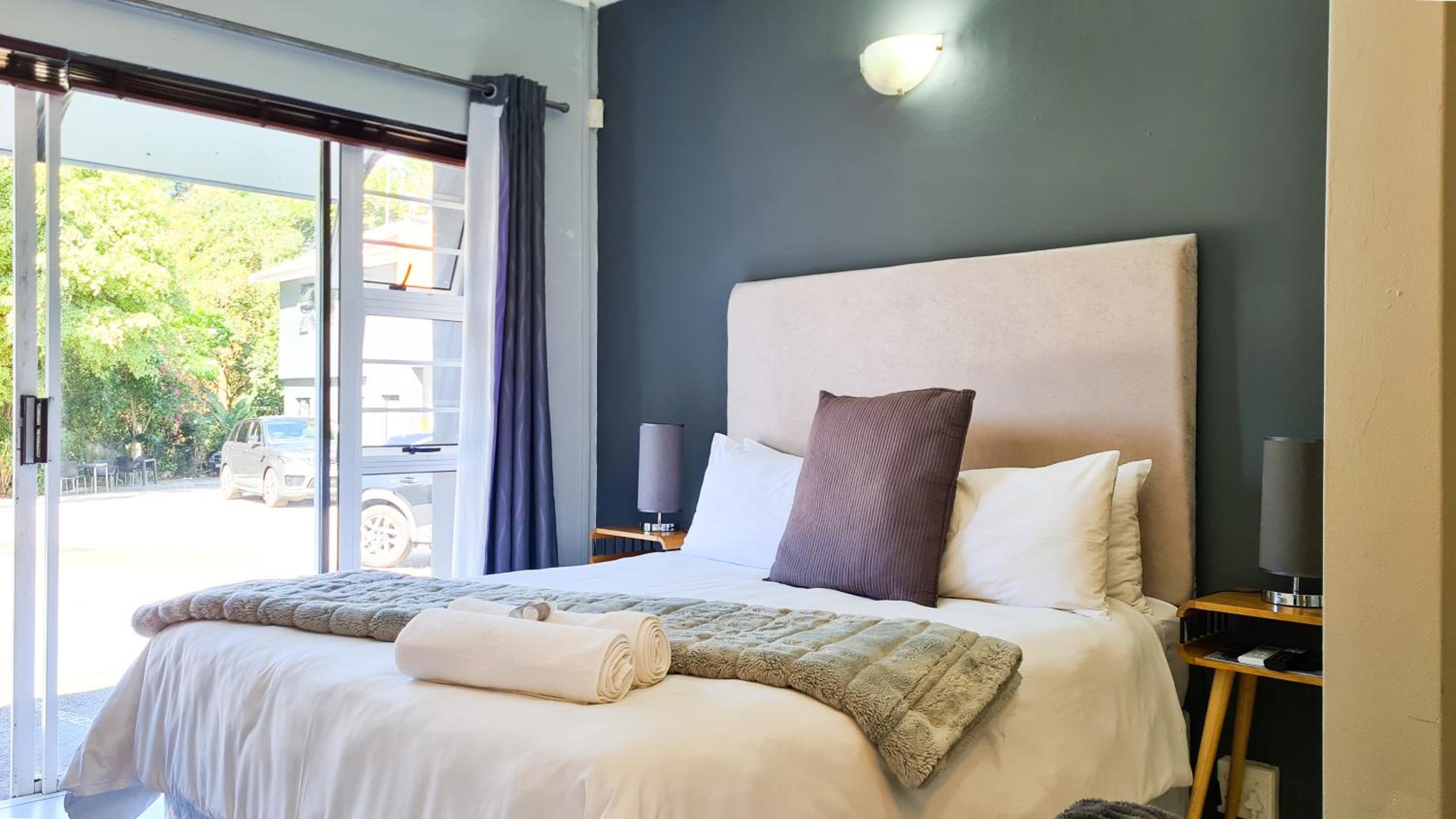 Queen Room - Photo 2
