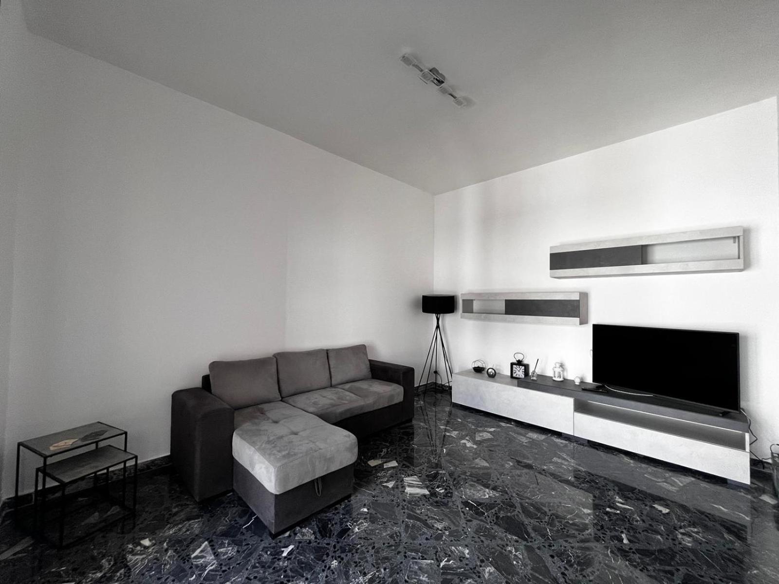 Two-Bedroom Apartment photo 2