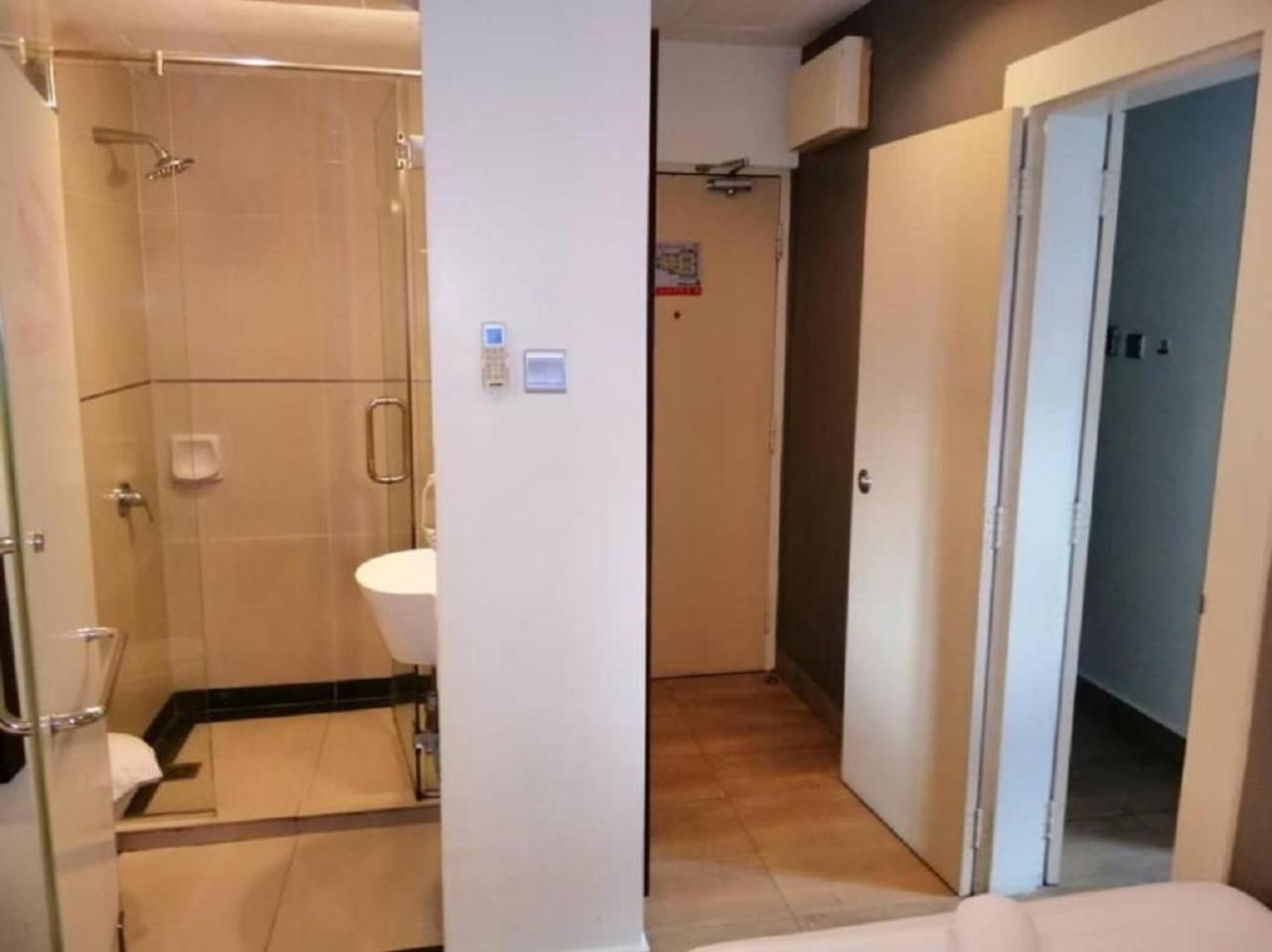 Quad Room A - Photo 5