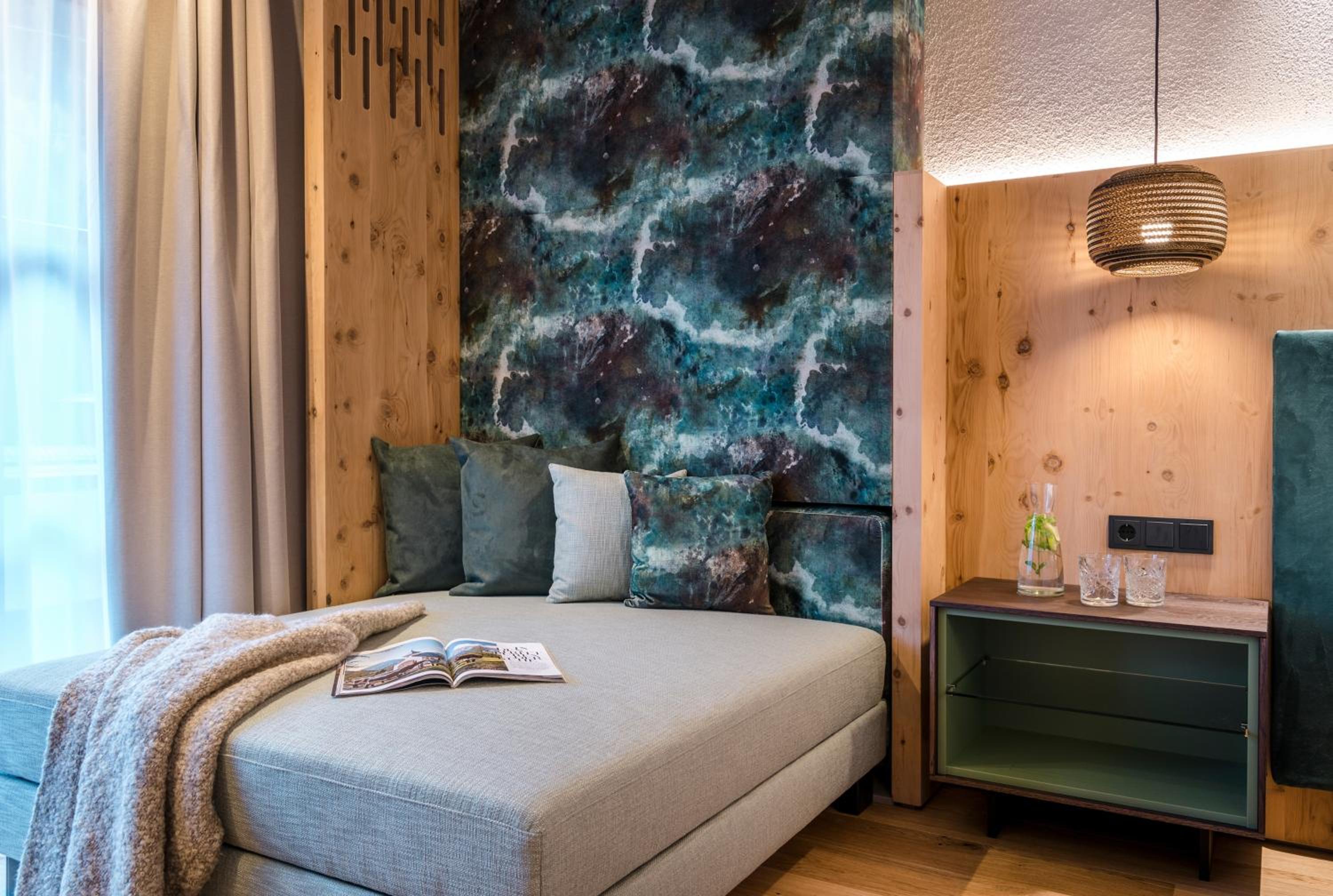 Deluxe Double Room with Balcony photo 3