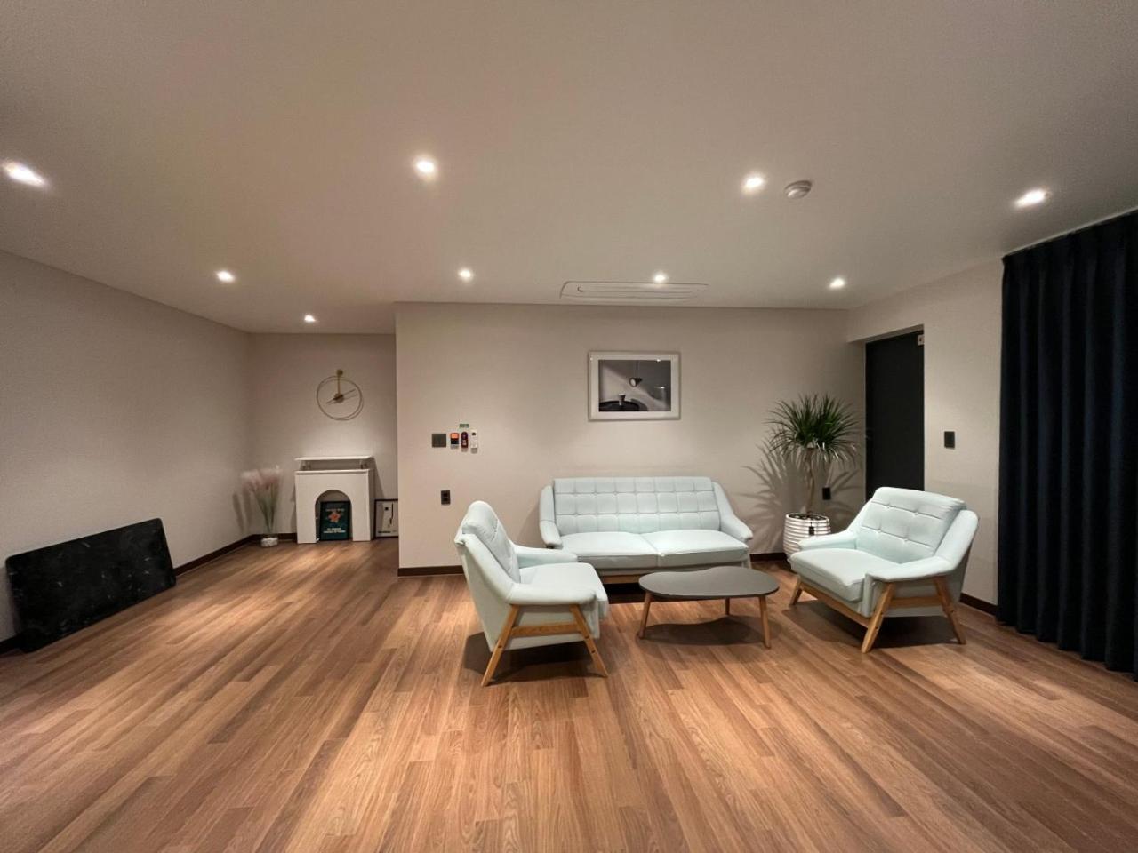 Deluxe Suite photo 2