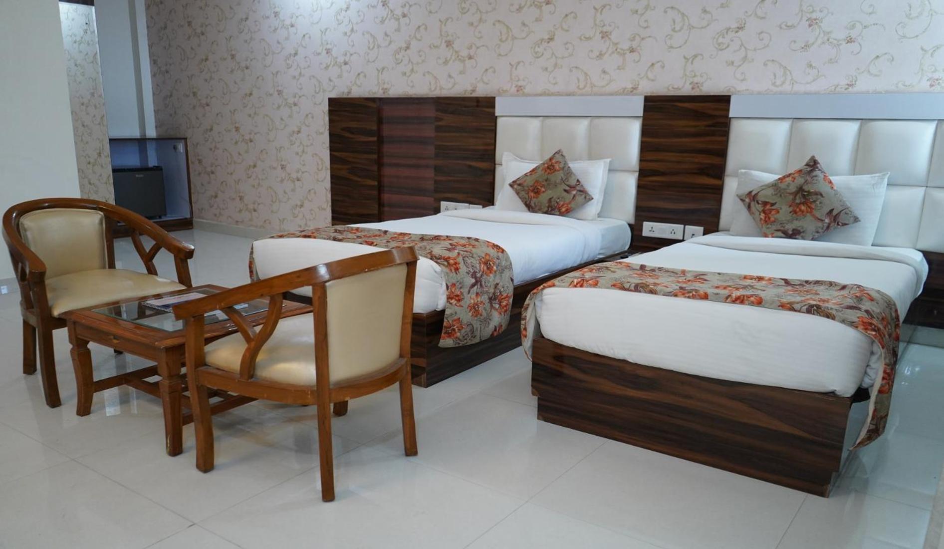 Deluxe Twin Room - Photo 1