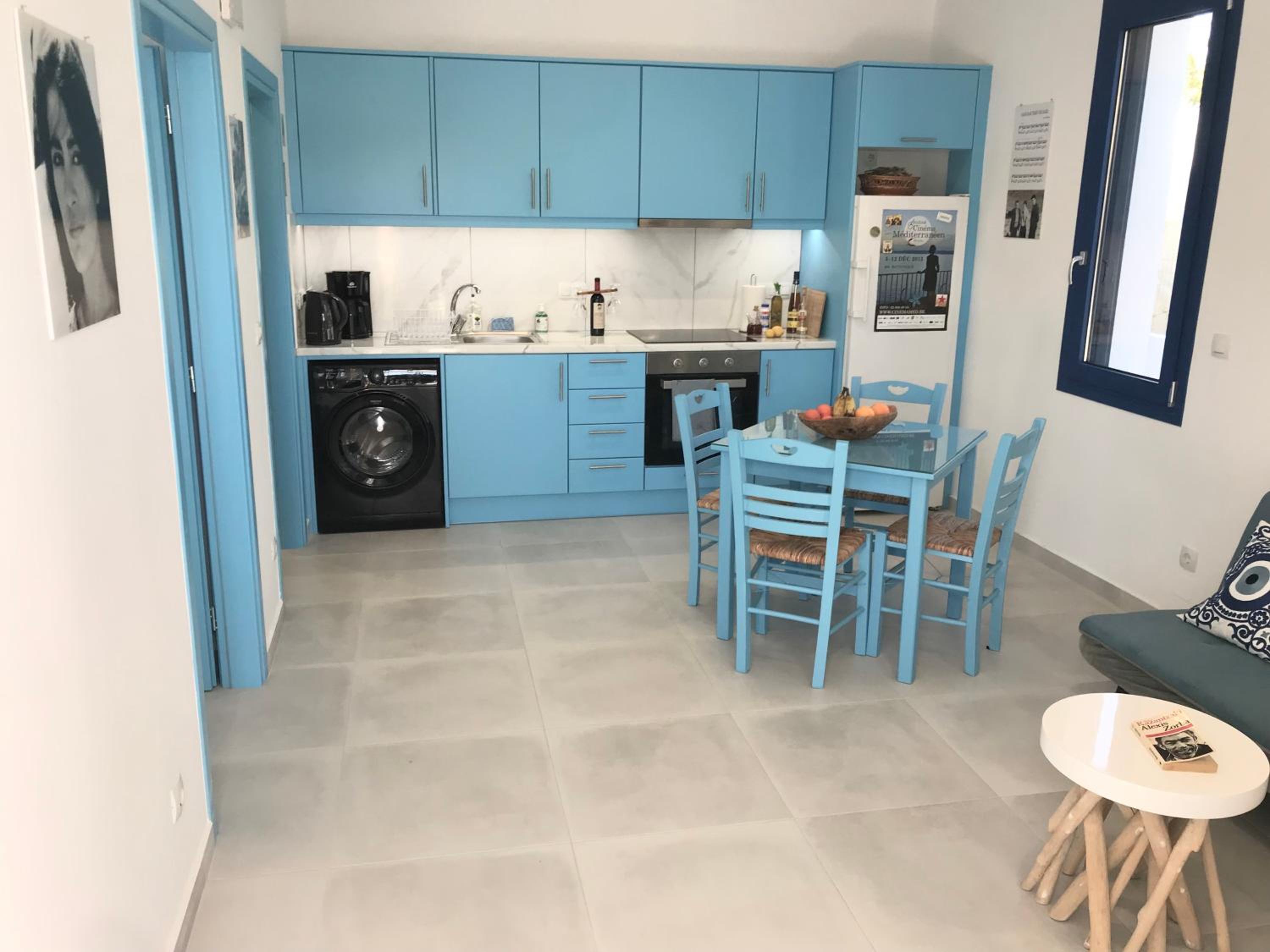 One-Bedroom House photo 2