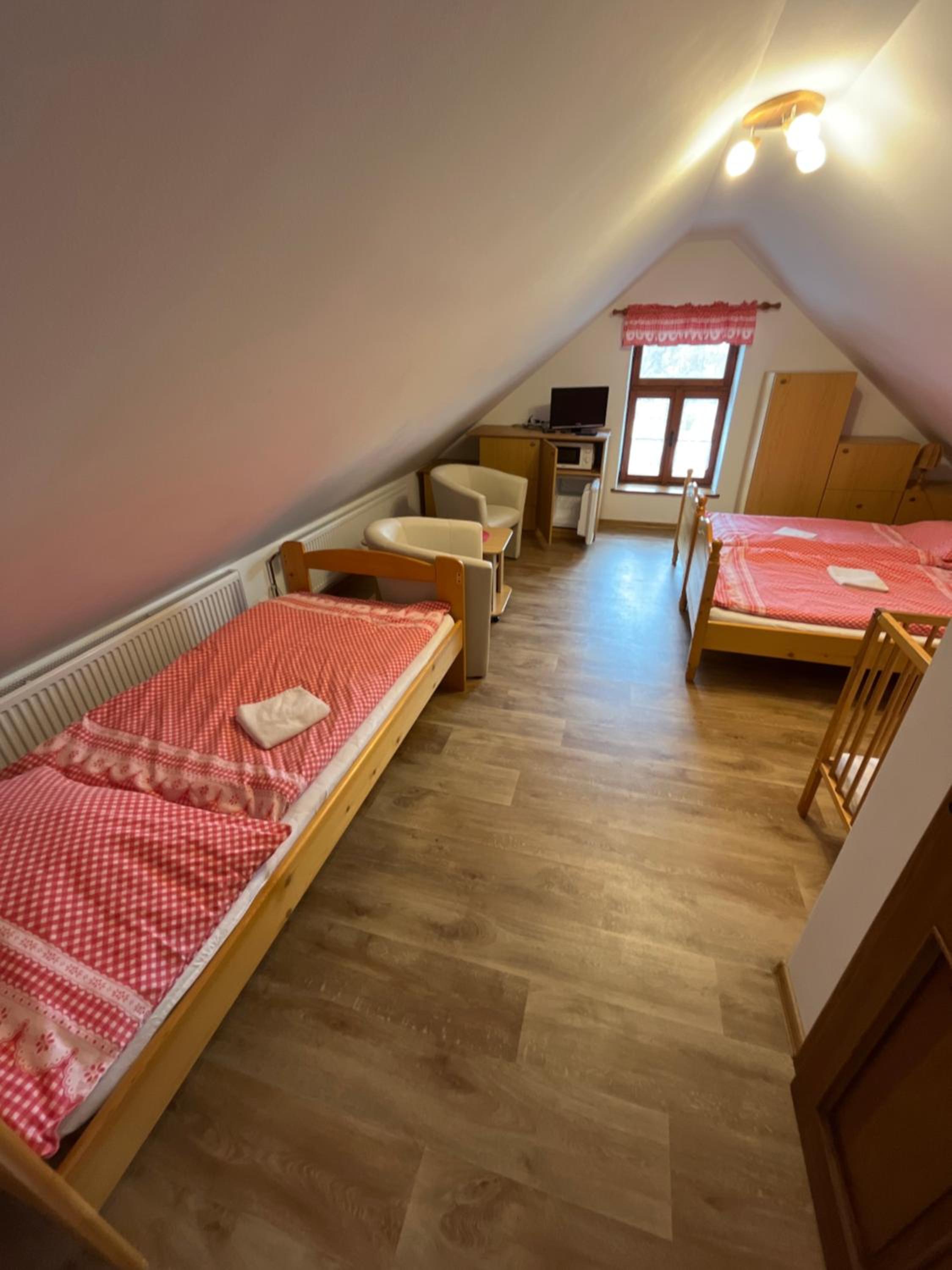 Triple Room with Private Bathroom photo 1