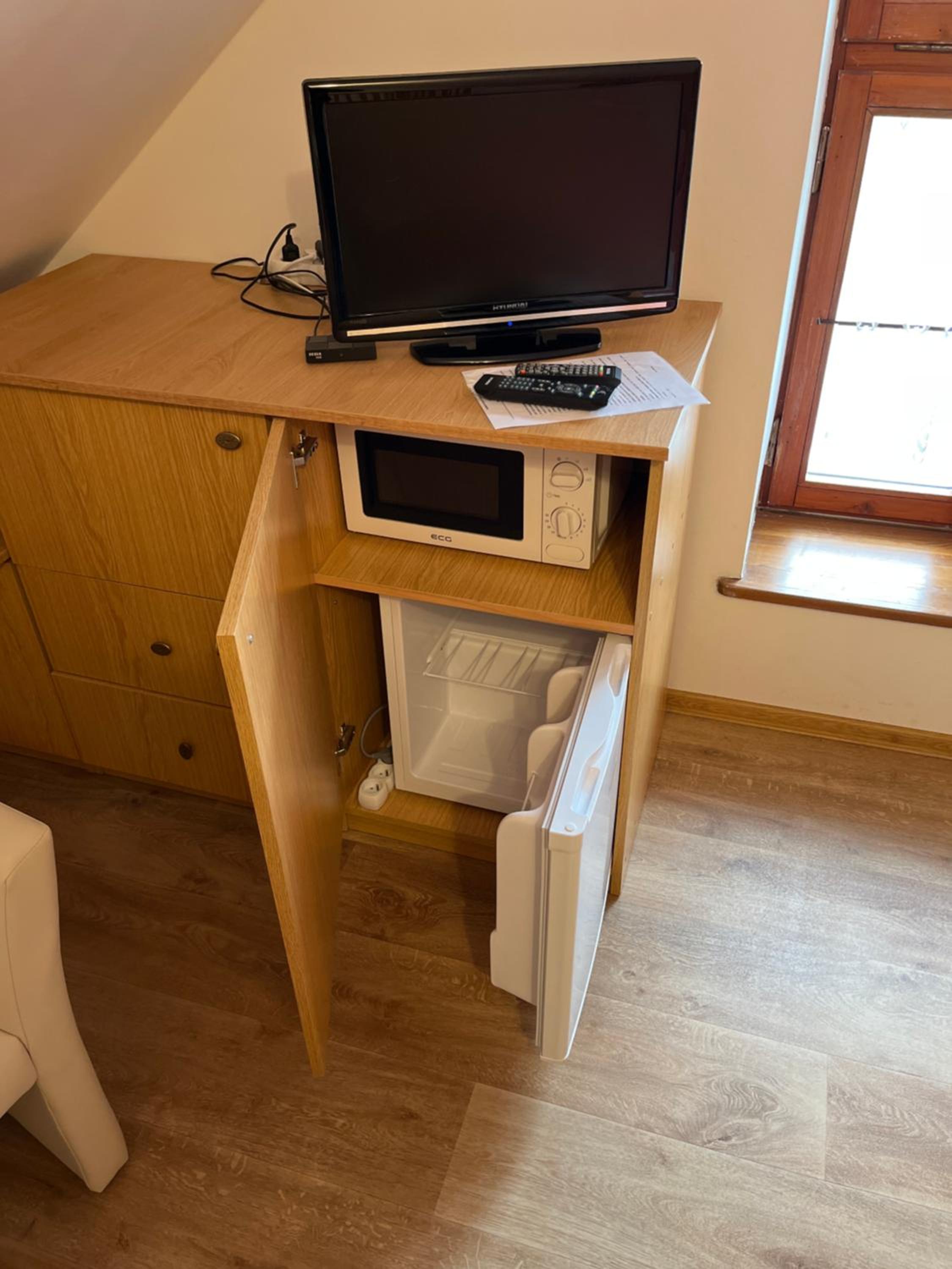 Triple Room with Private Bathroom photo 3