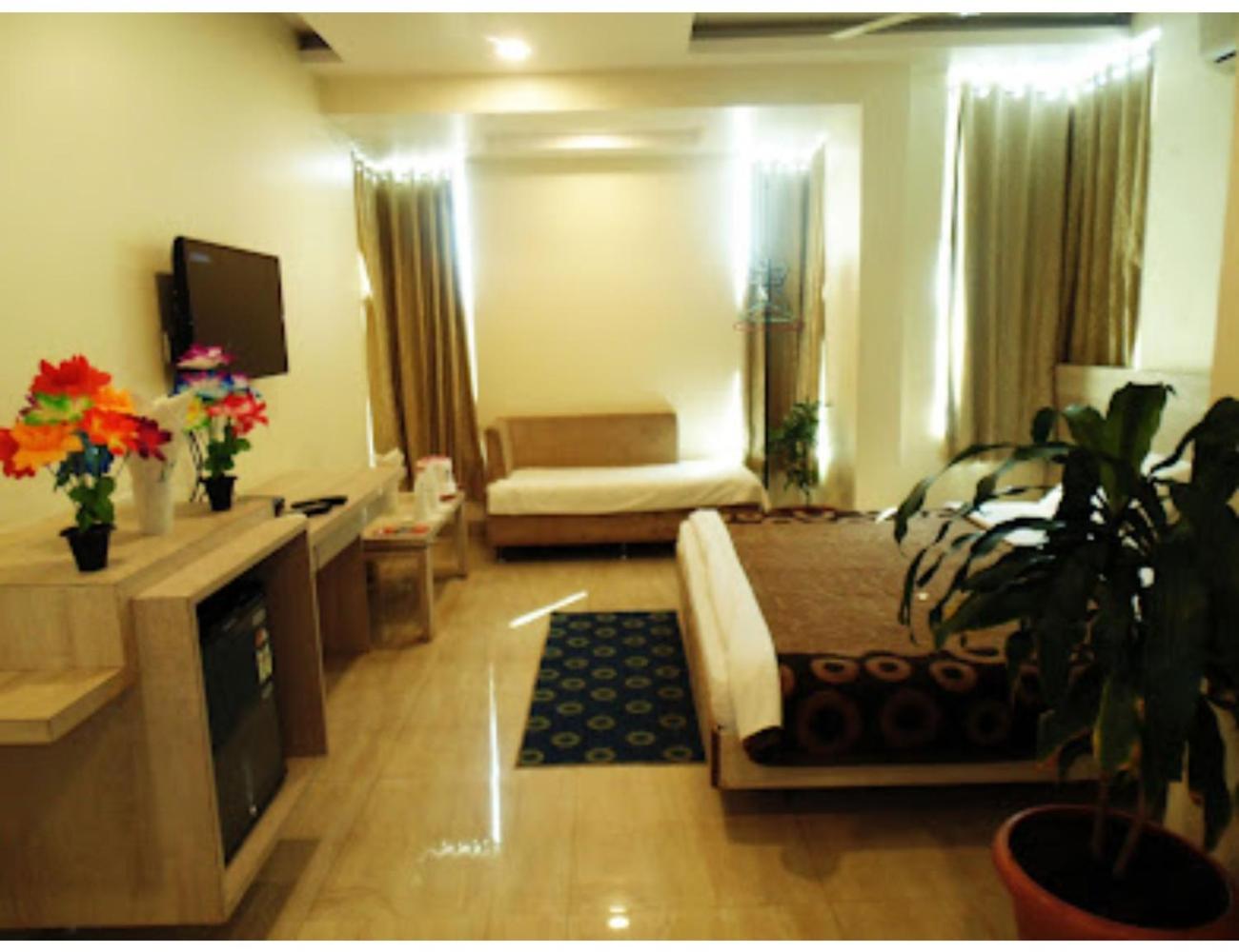Deluxe Double Room photo 3