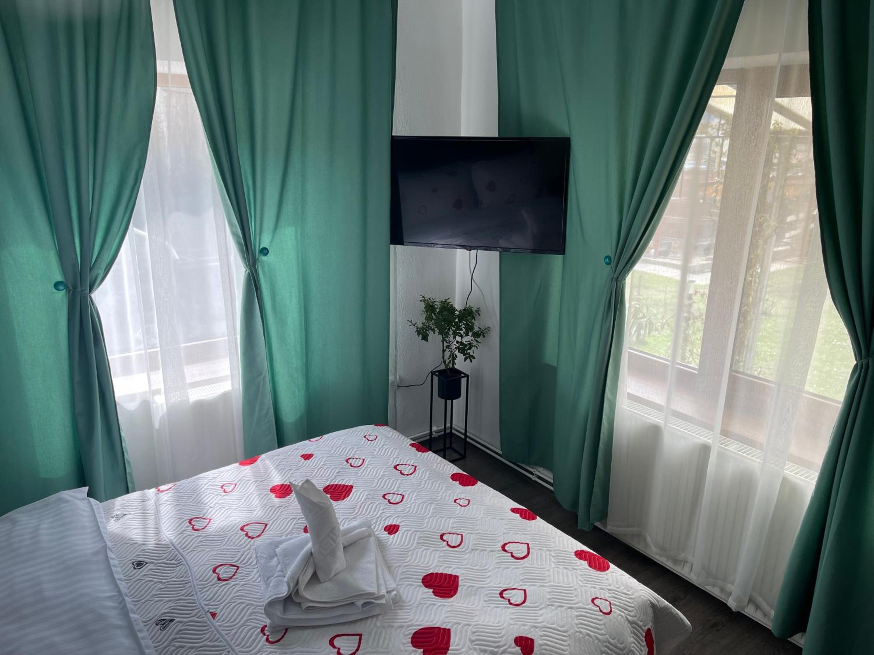 Three-Bedroom House photo 2