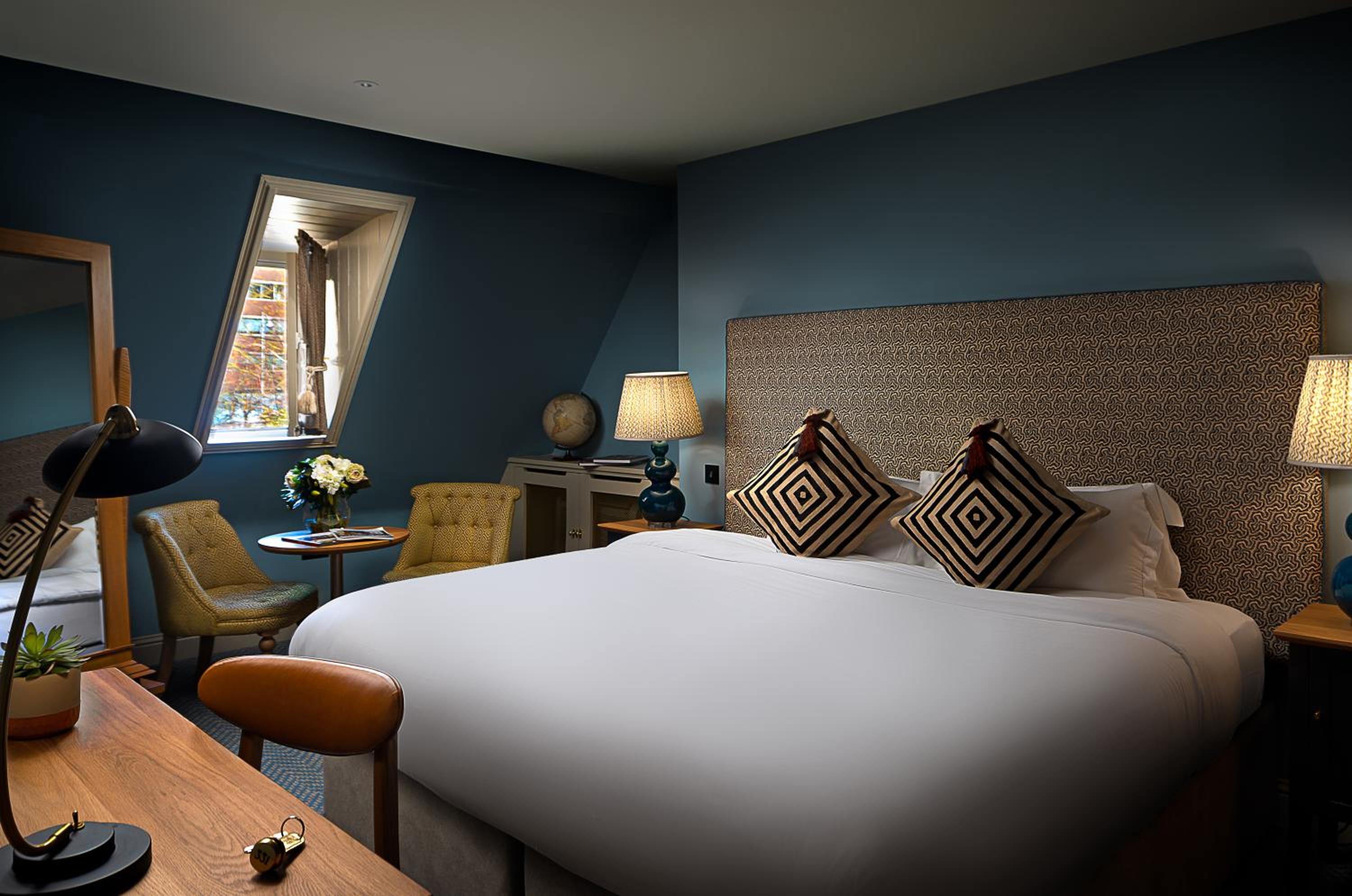 Deluxe King Room photo 2