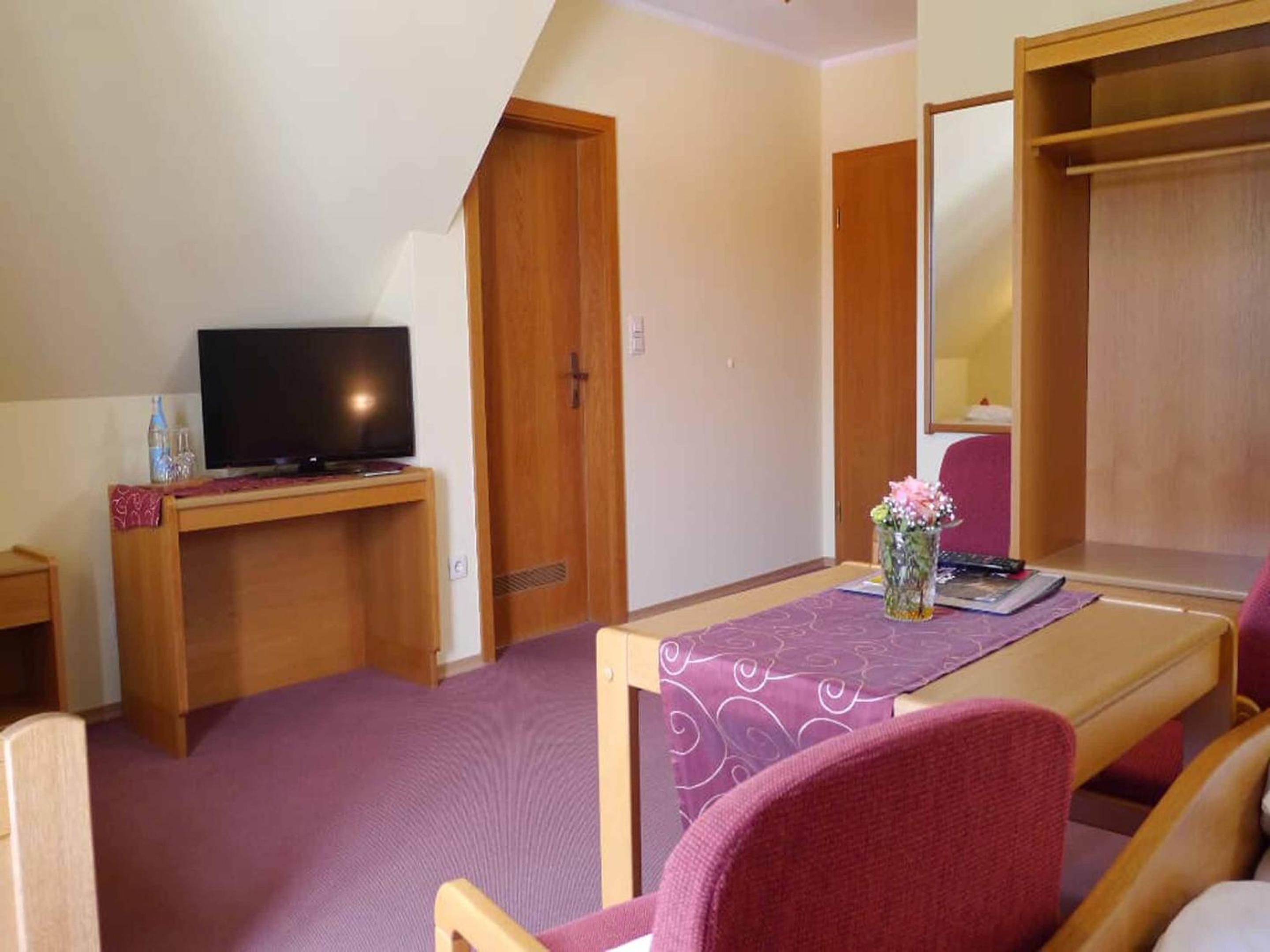 Triple Room photo 2