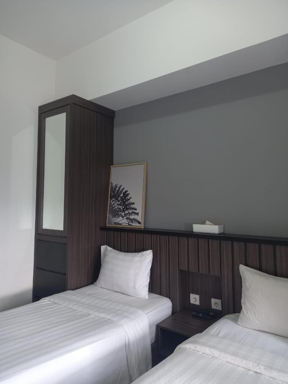 Deluxe Twin Room - Photo 10