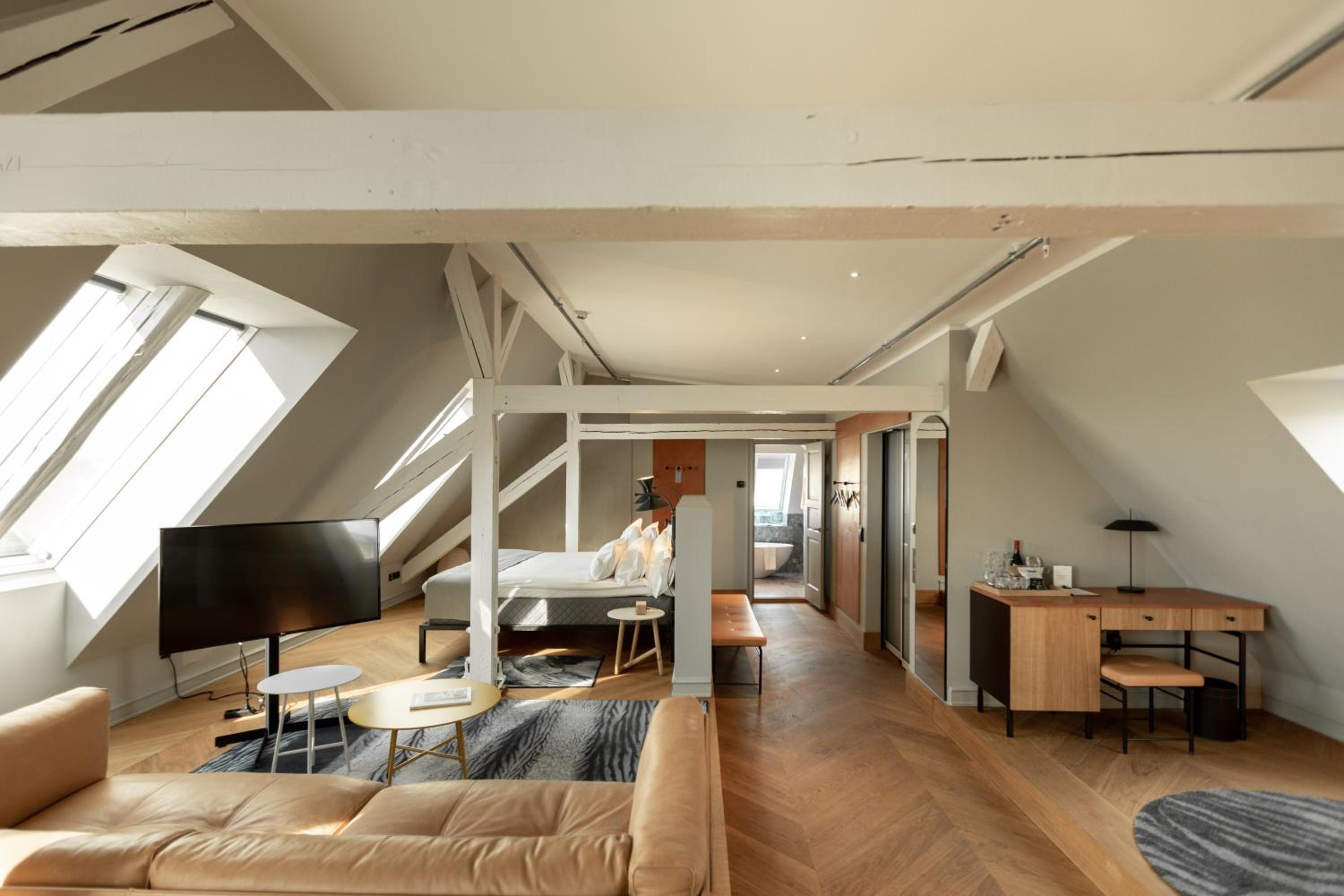 Penthouse Suite