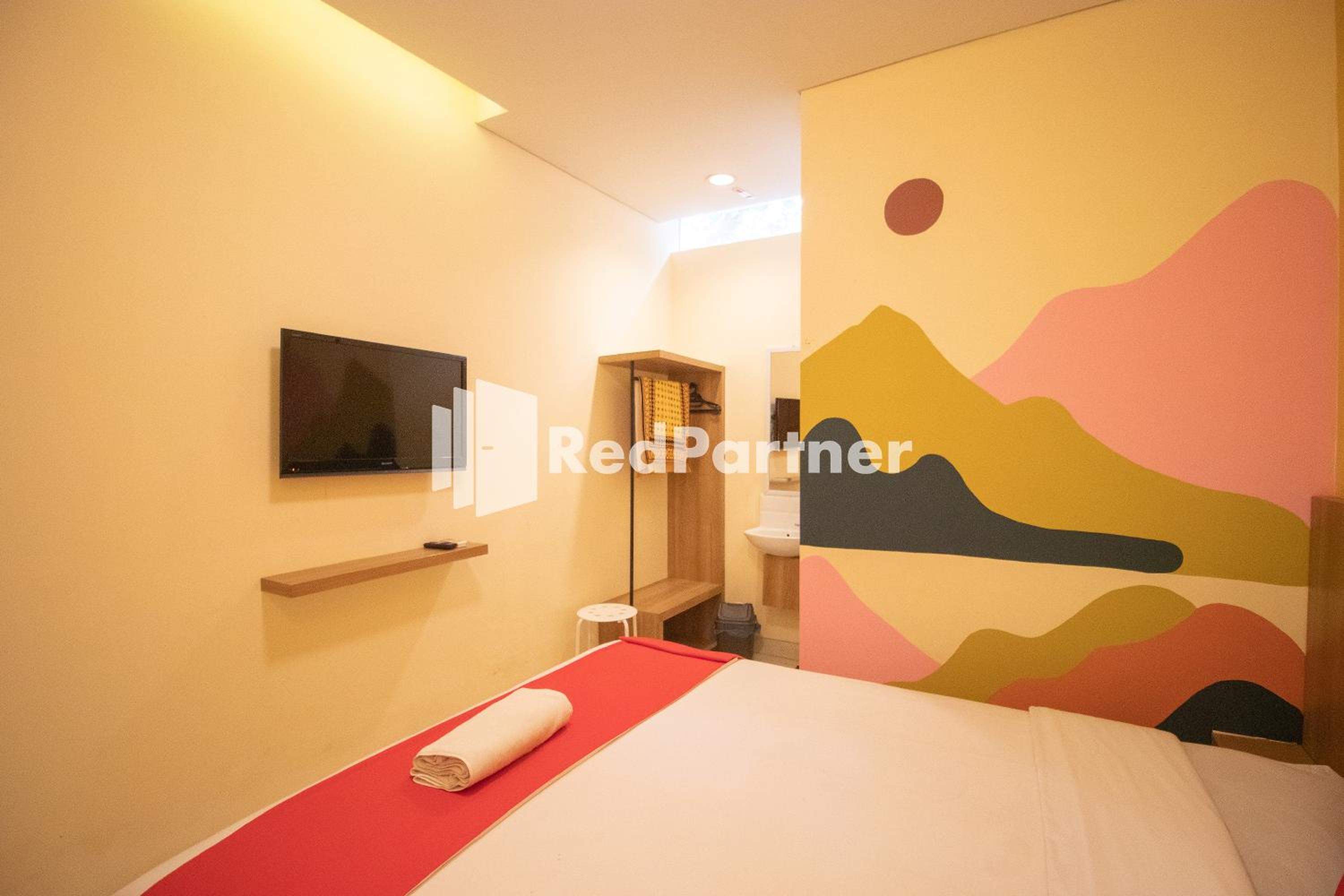 Standard Double Room - Photo 7