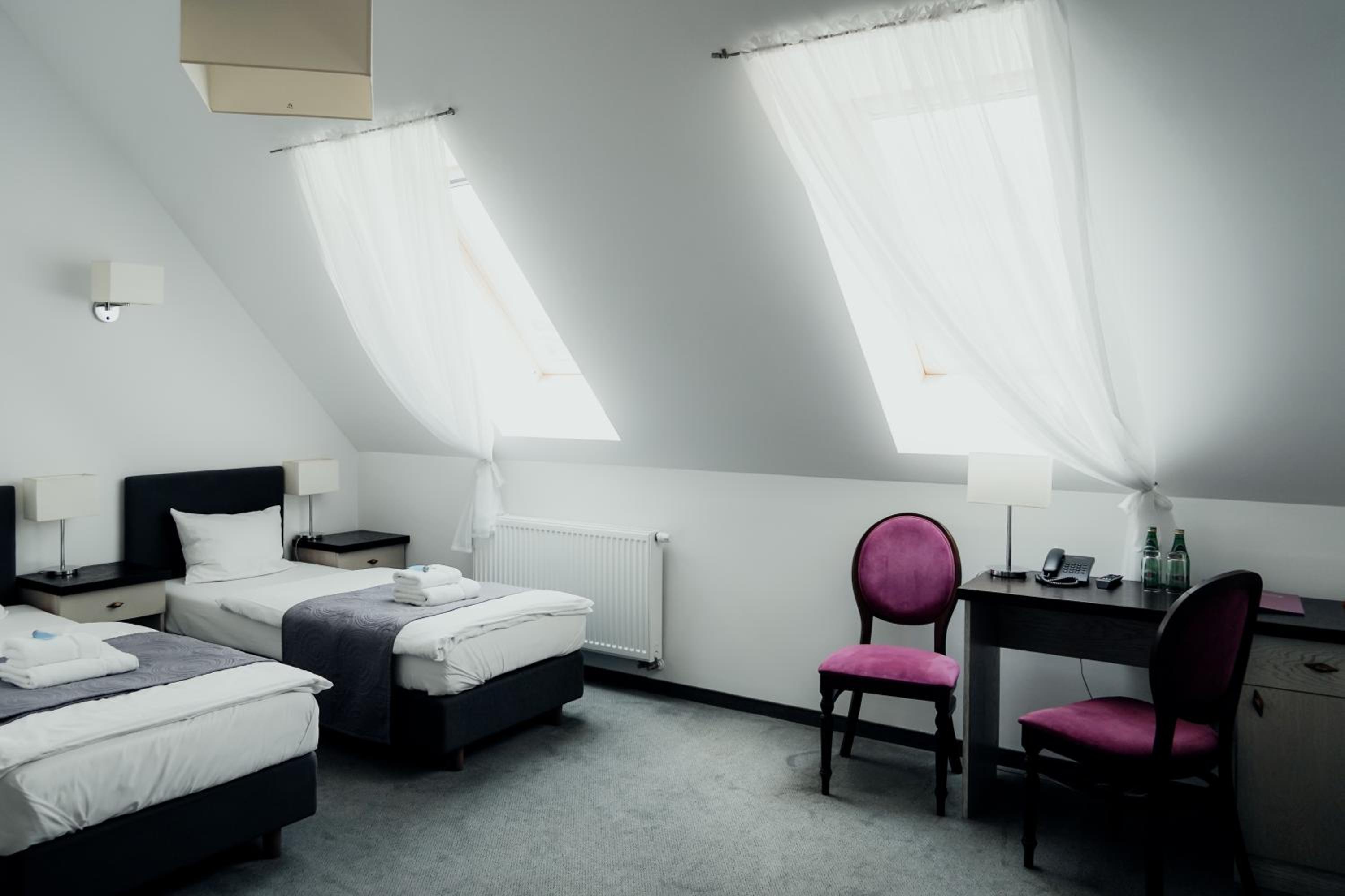 Standard Double Room - Photo 5