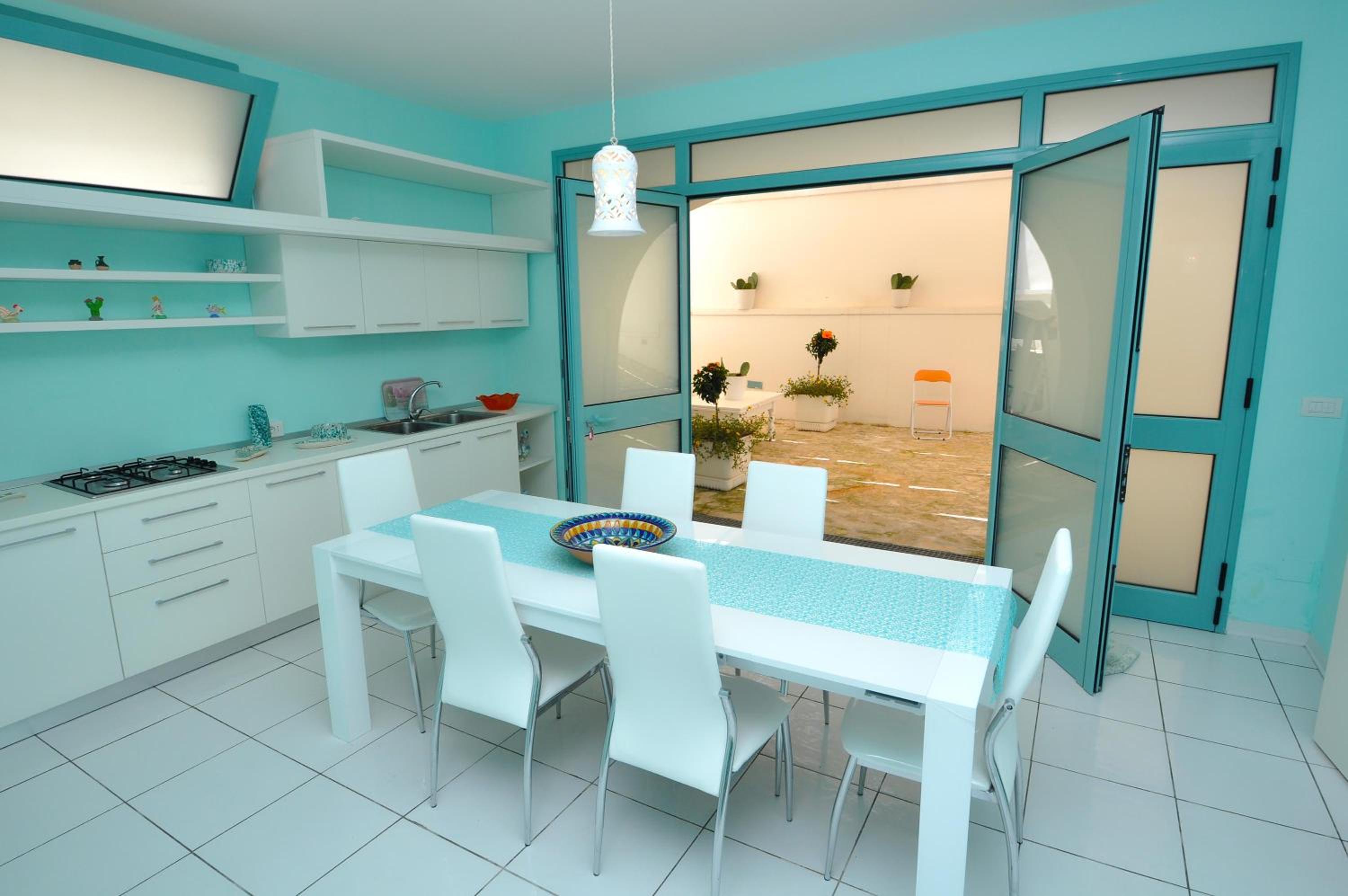 Two-Bedroom House photo 2