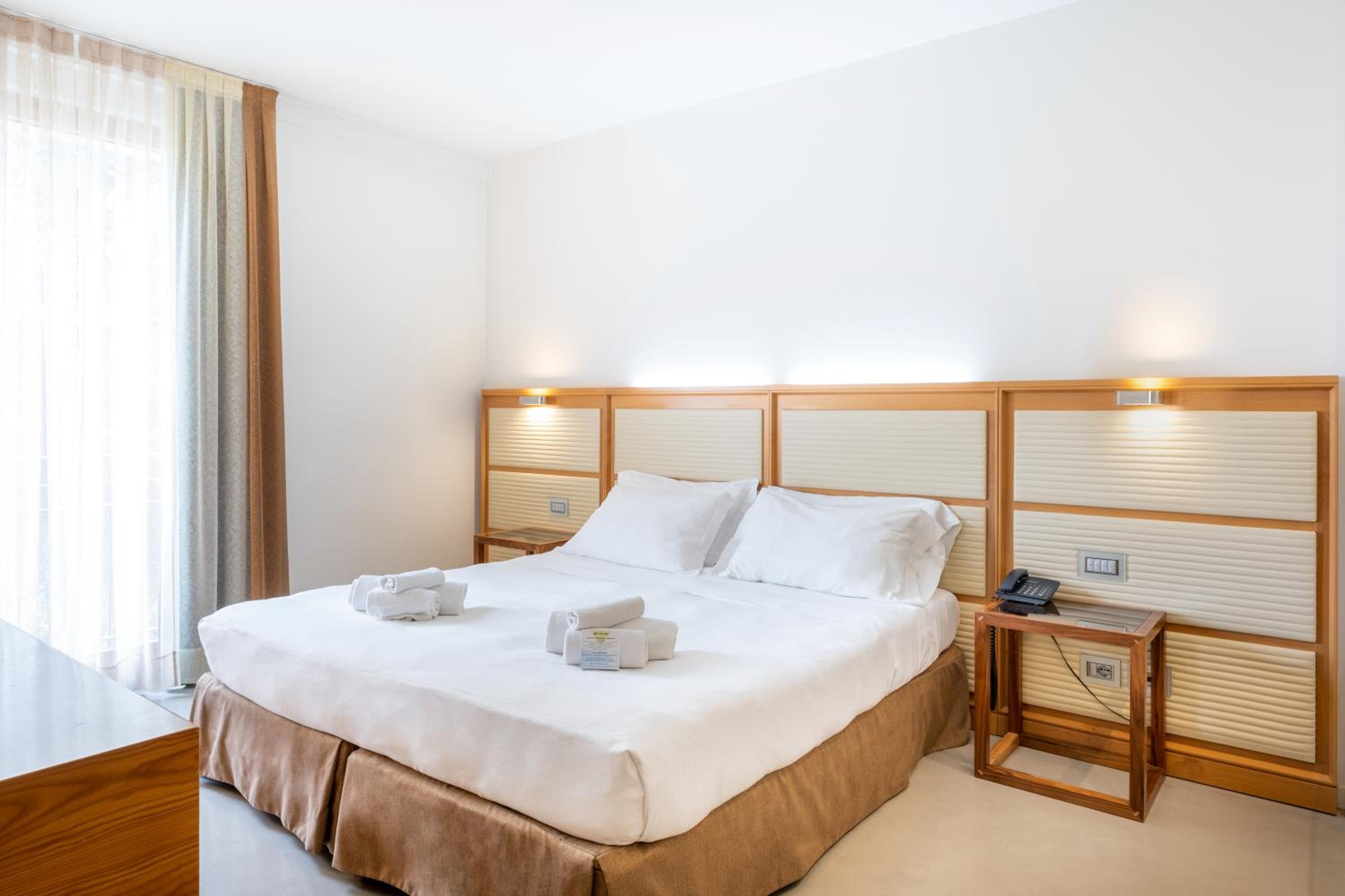 Superior Double Room - Photo 4