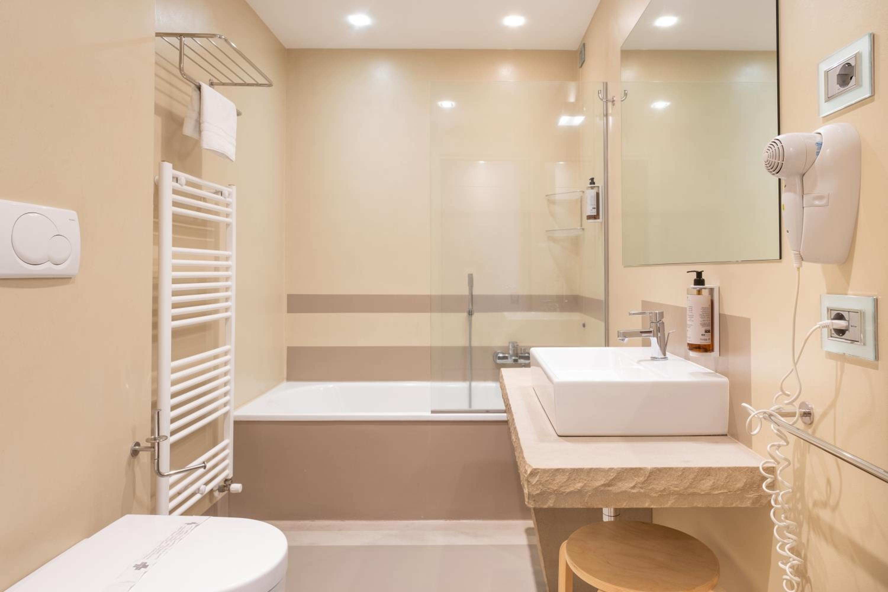 Superior Double Room - Photo 7