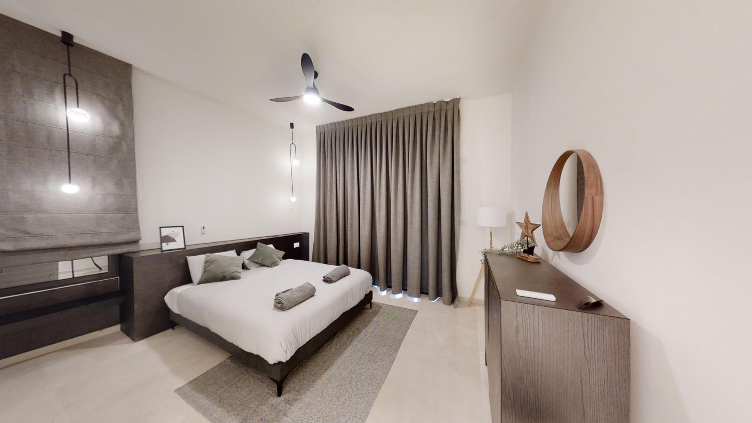 Four-Bedroom House - Photo 26