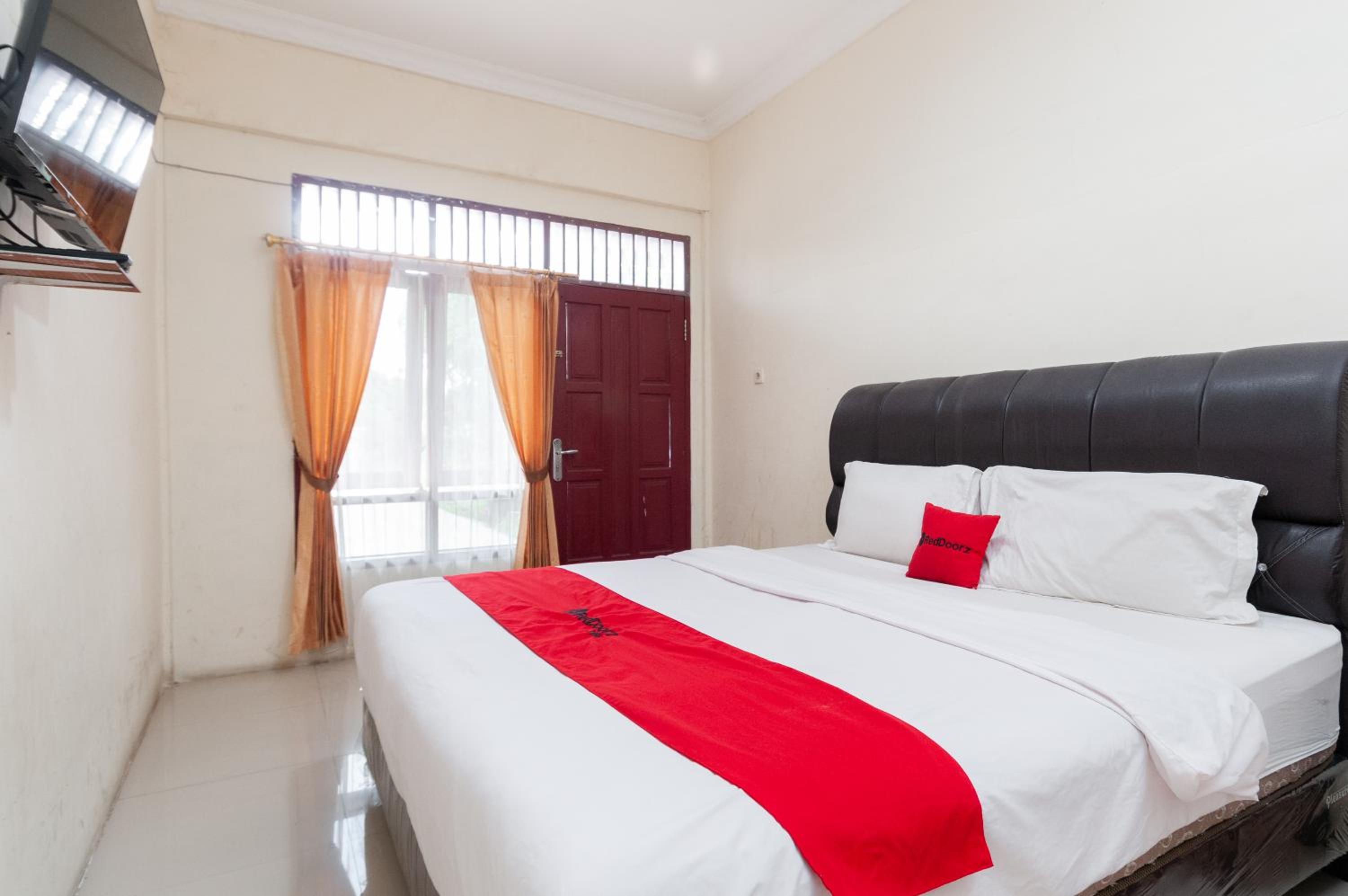 Double Room - Photo 3