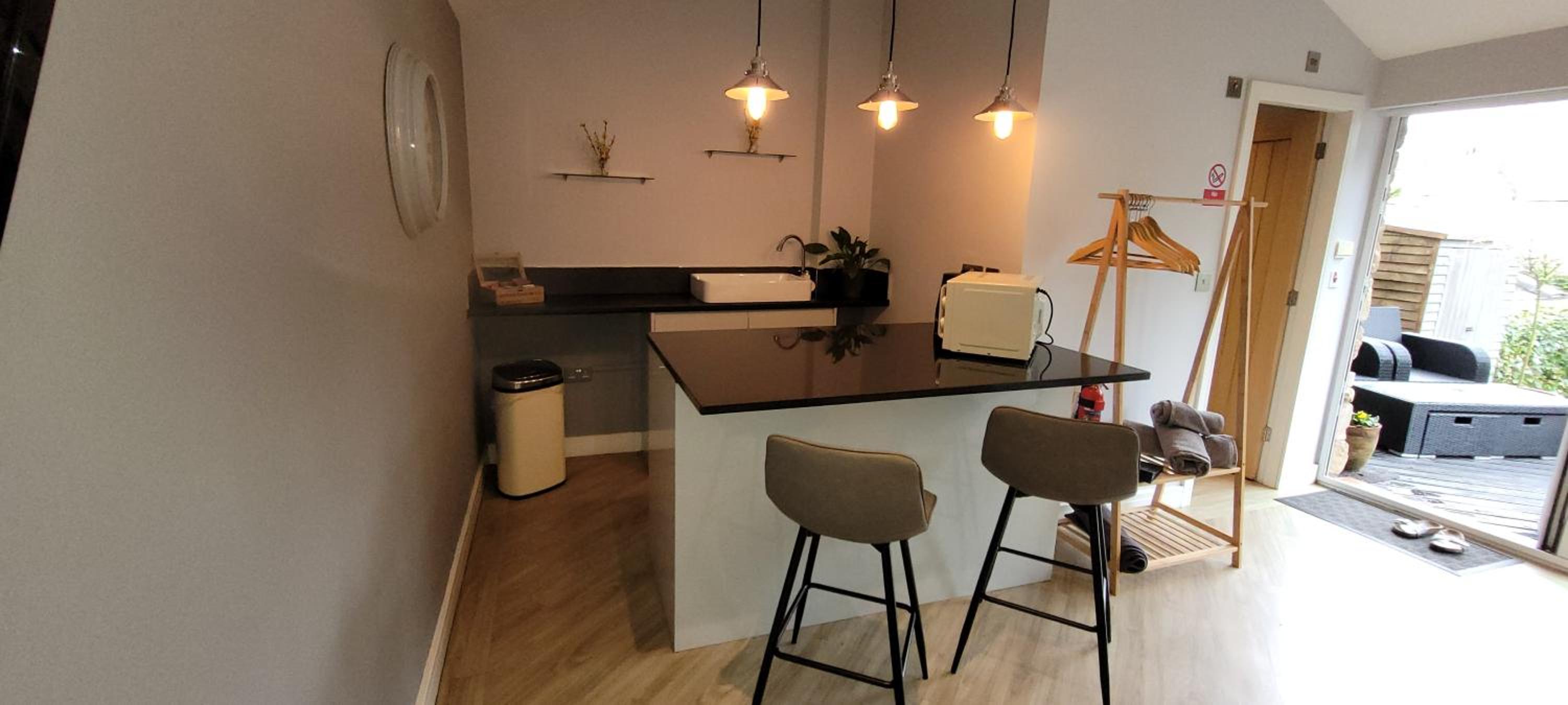 One-Bedroom Apartment - Photo 26