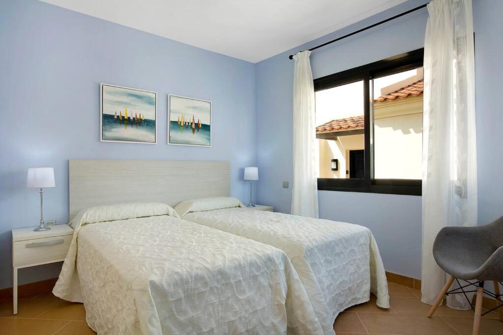 Three-Bedroom Villa photo 2