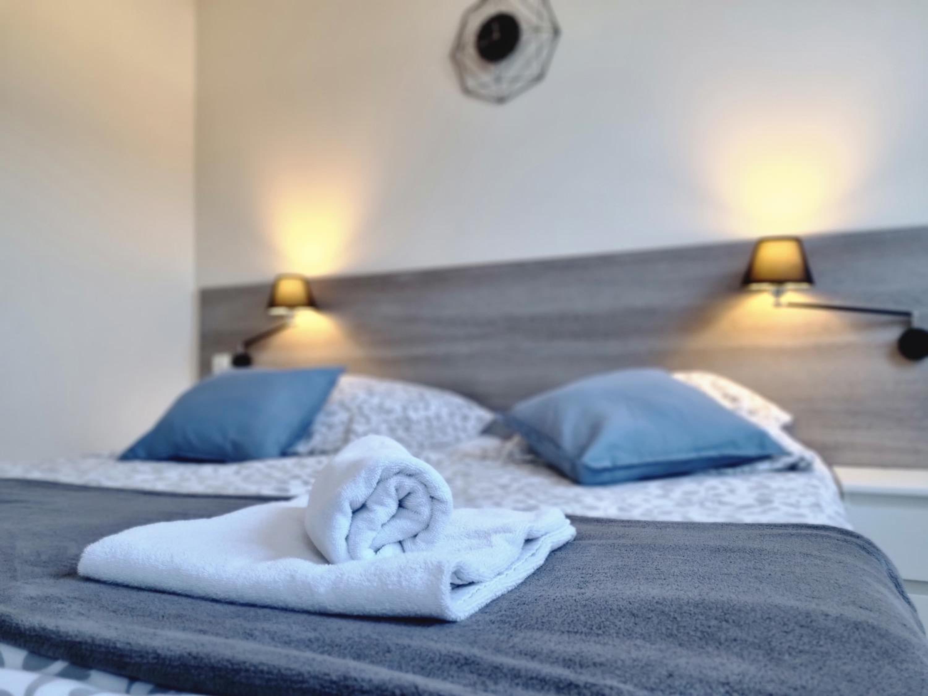 Triple Room with Private Bathroom photo 3