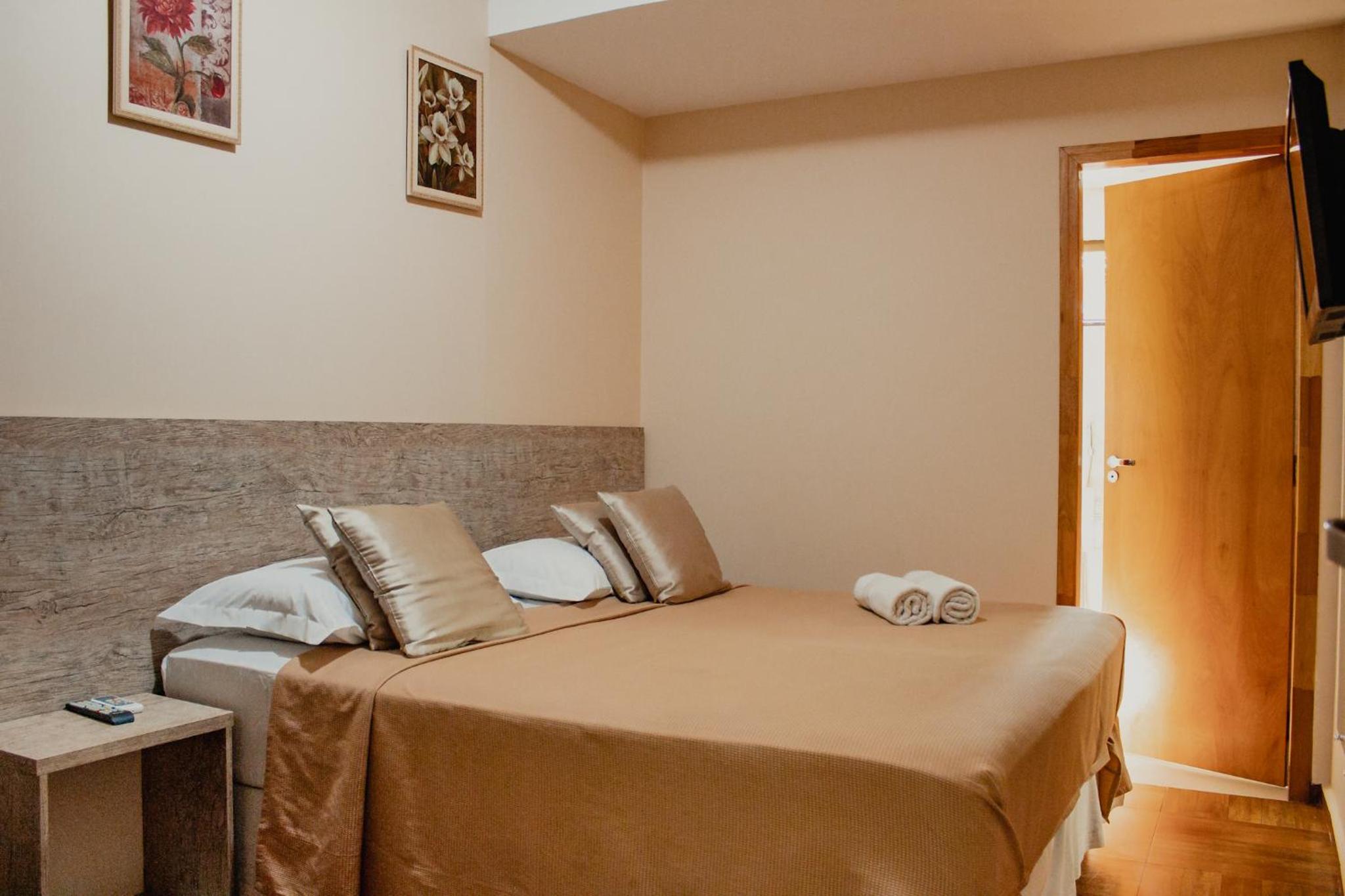 Double Room with Private Bathroom photo 1