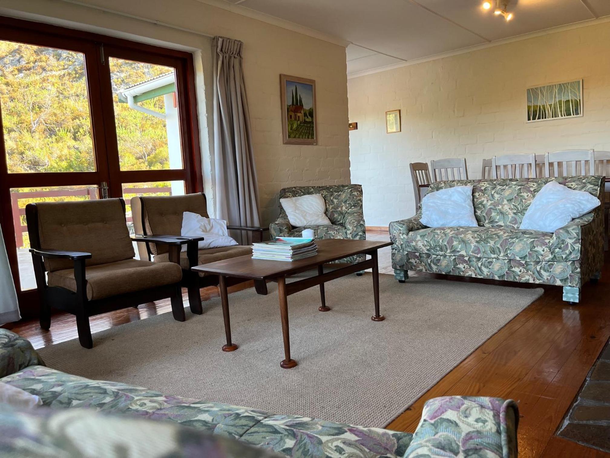 Bungalow photo 1