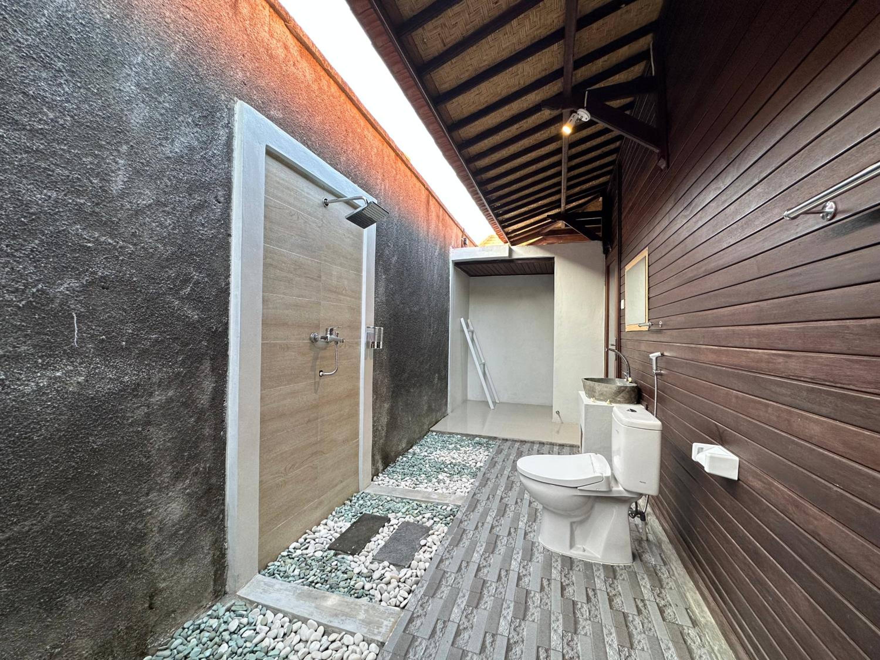 Double Room with Pool View - Photo 7
