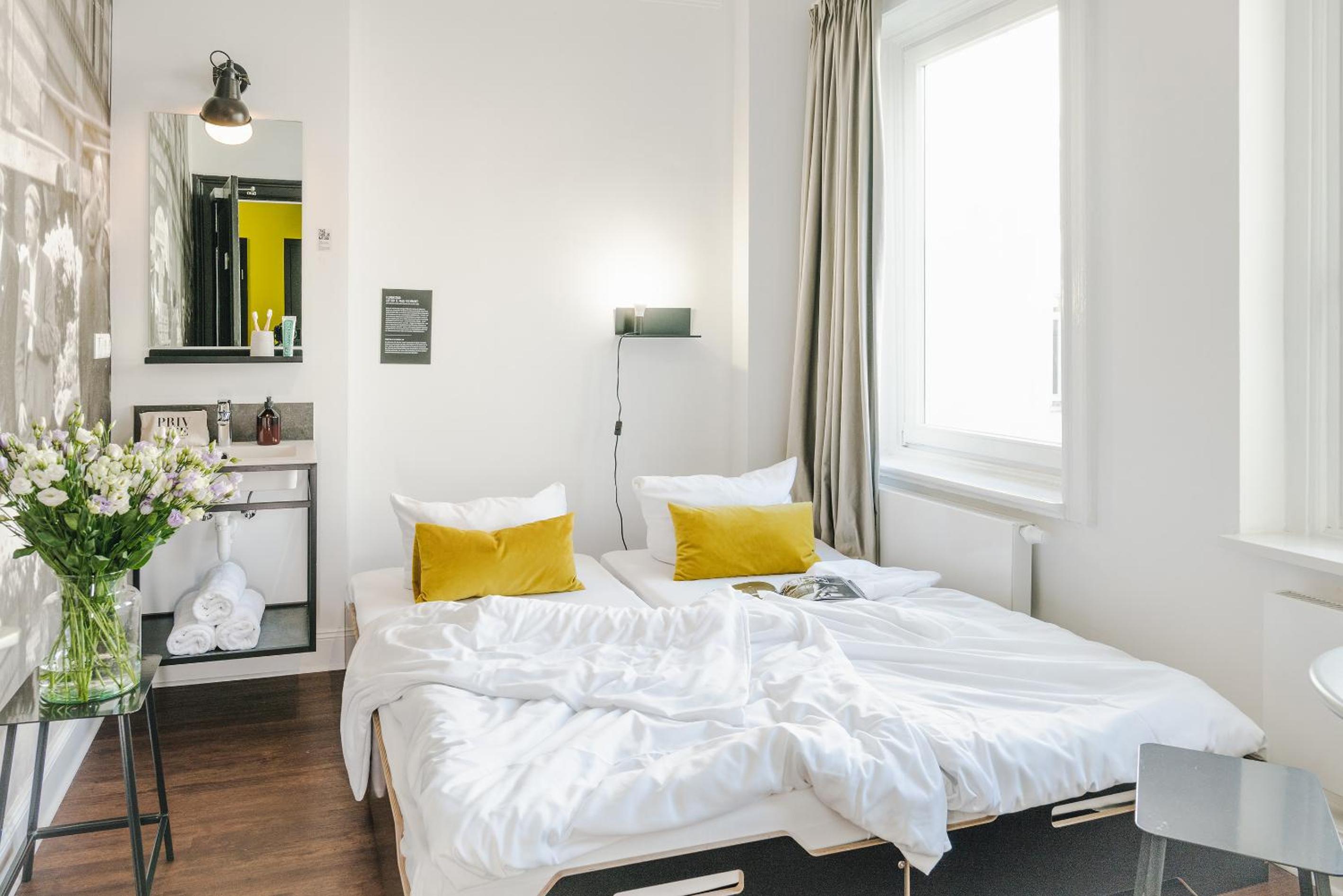 Small Double Room with Shared Bathroom