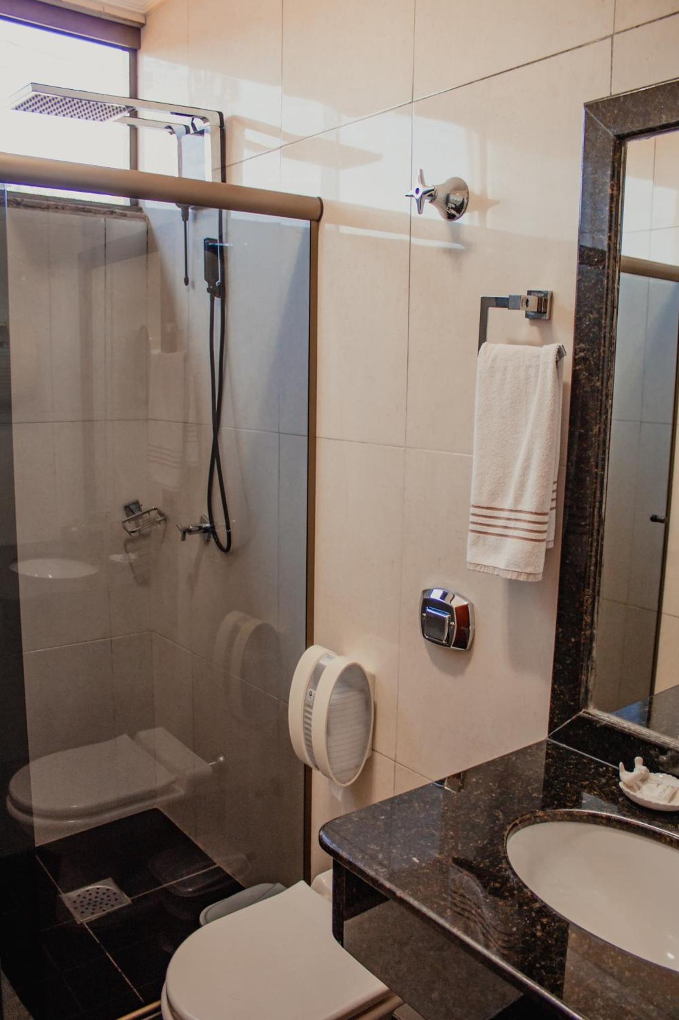 Triple Room with Private Bathroom photo 3