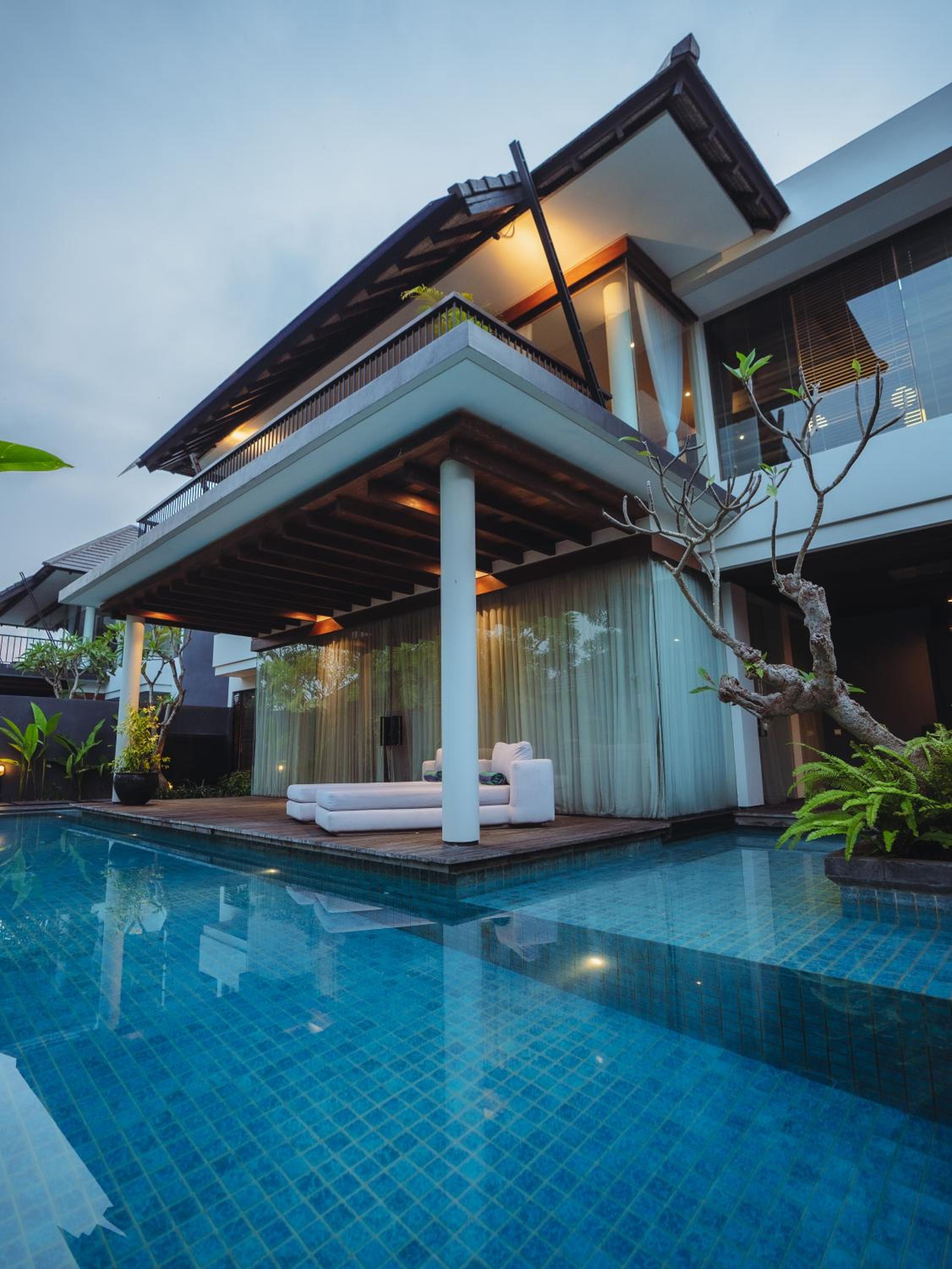 Signature Pool Villa with Free Mini-bar thumbnail 6