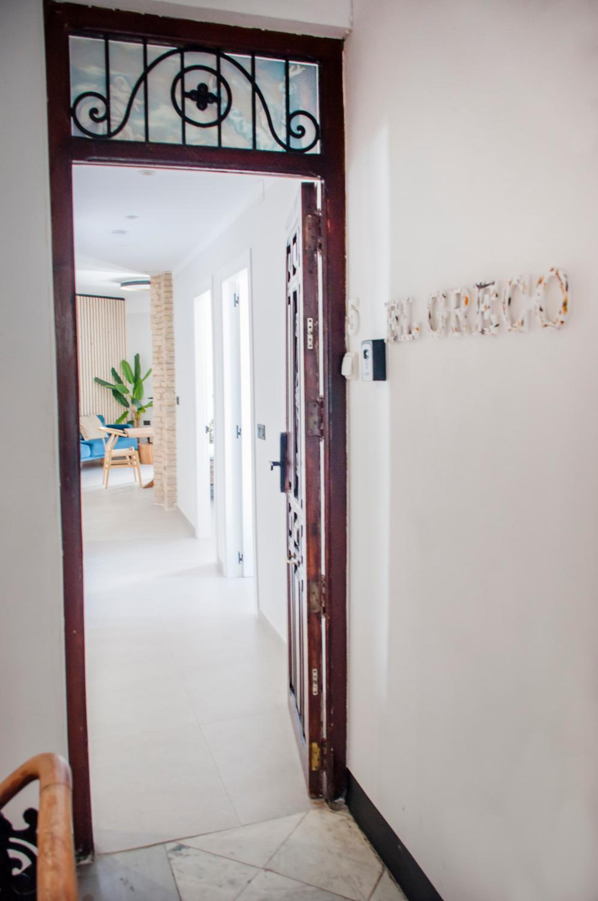 Apartamento con Balcón