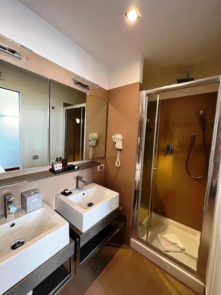 Deluxe Triple Room photo 2