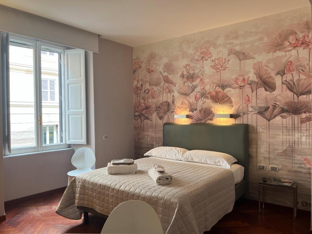 Deluxe King Room photo 1