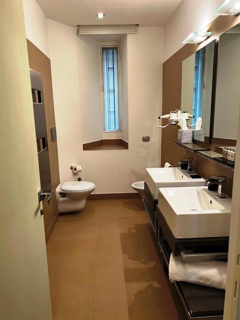 Standard Double Room photo 2