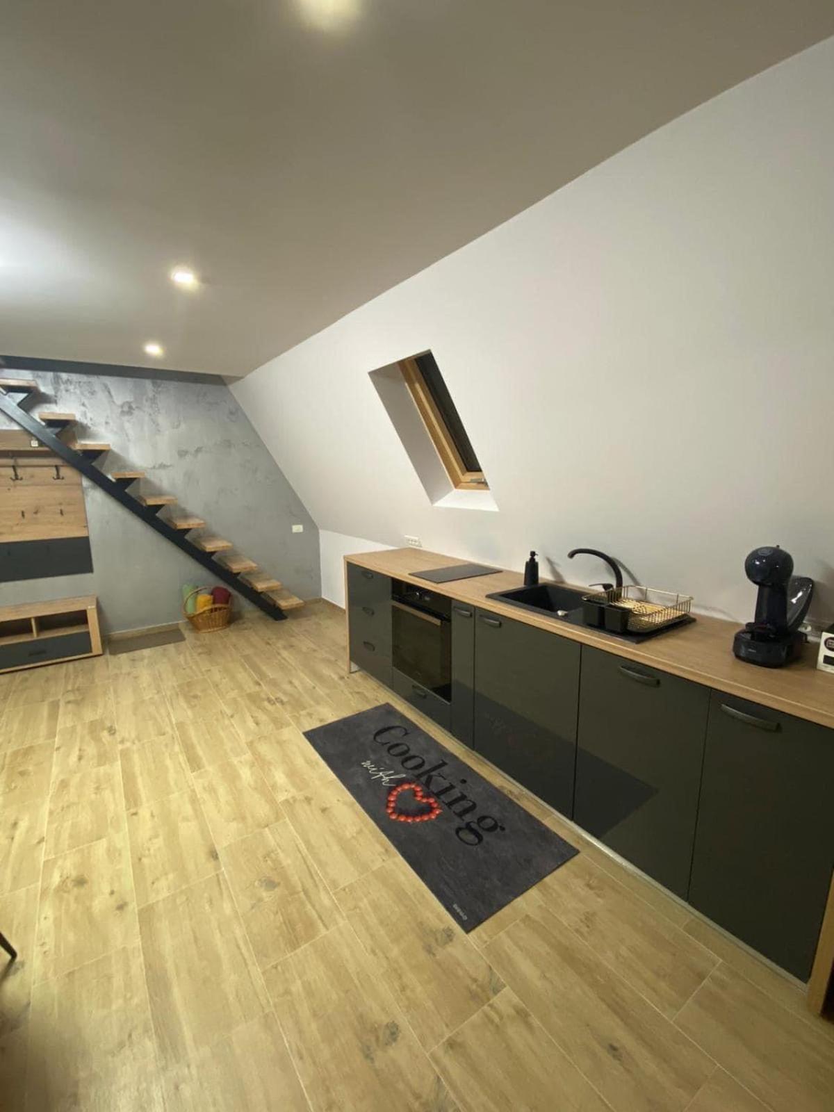 Three-Bedroom Villa photo 2