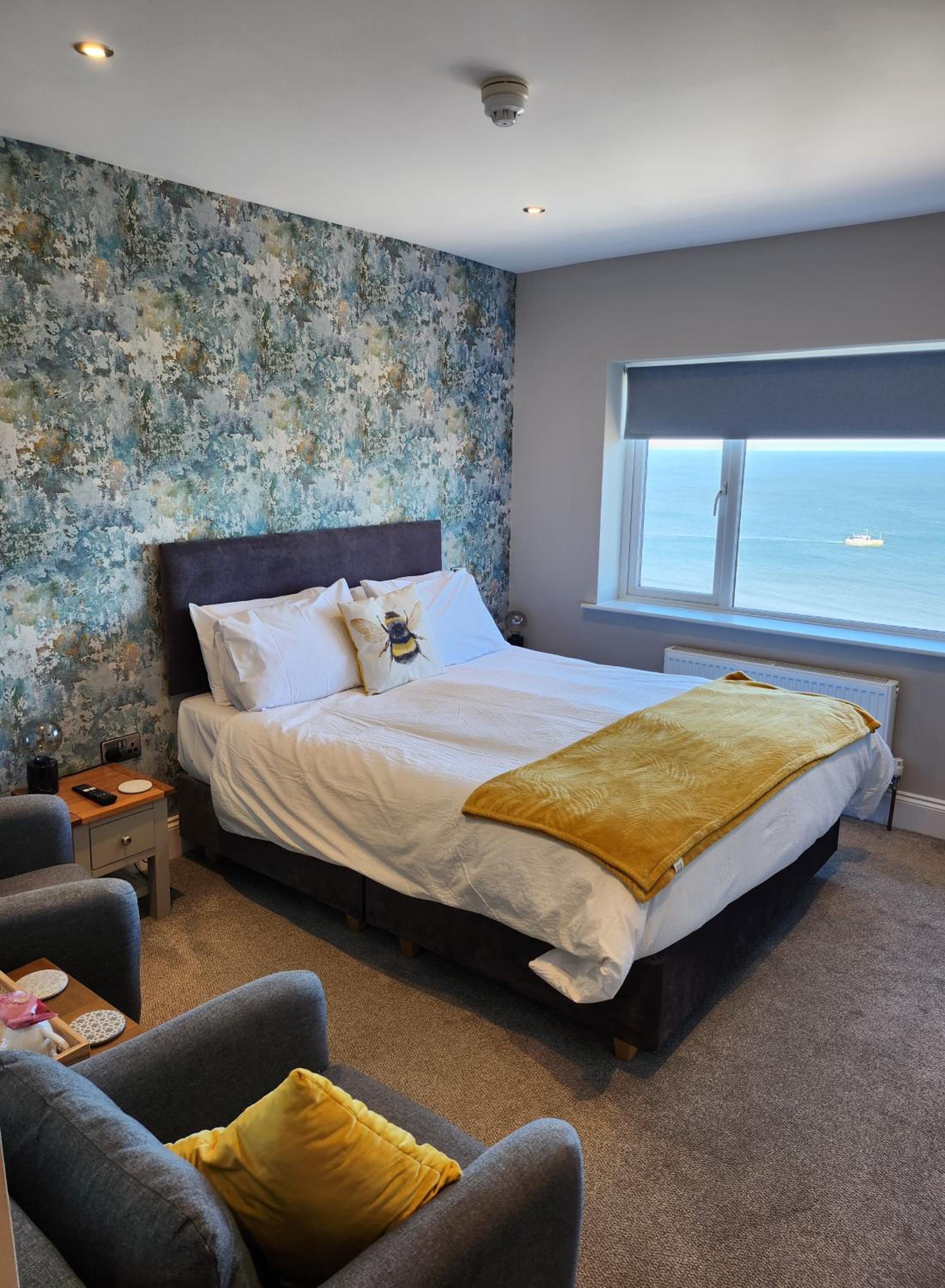 Deluxe Double or Twin Room with Sea View