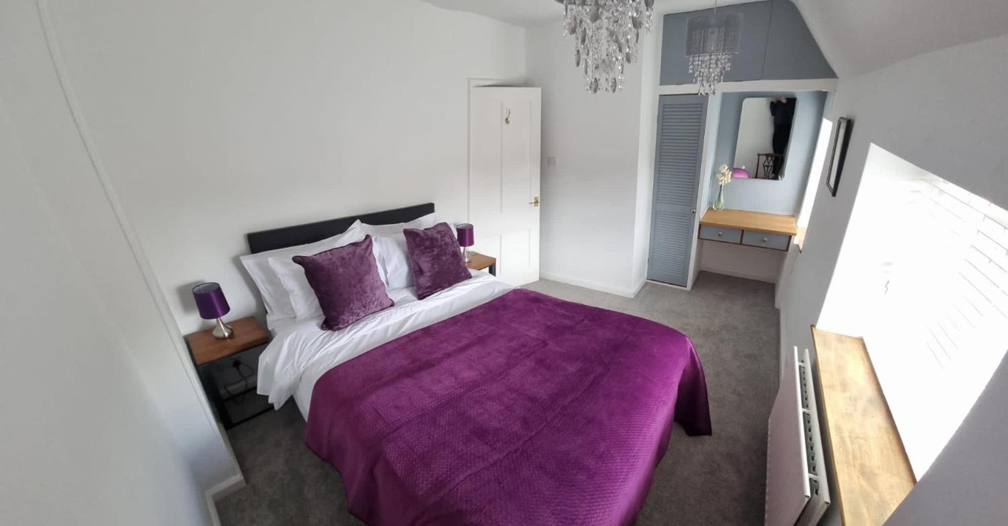 King Suite with Garden View