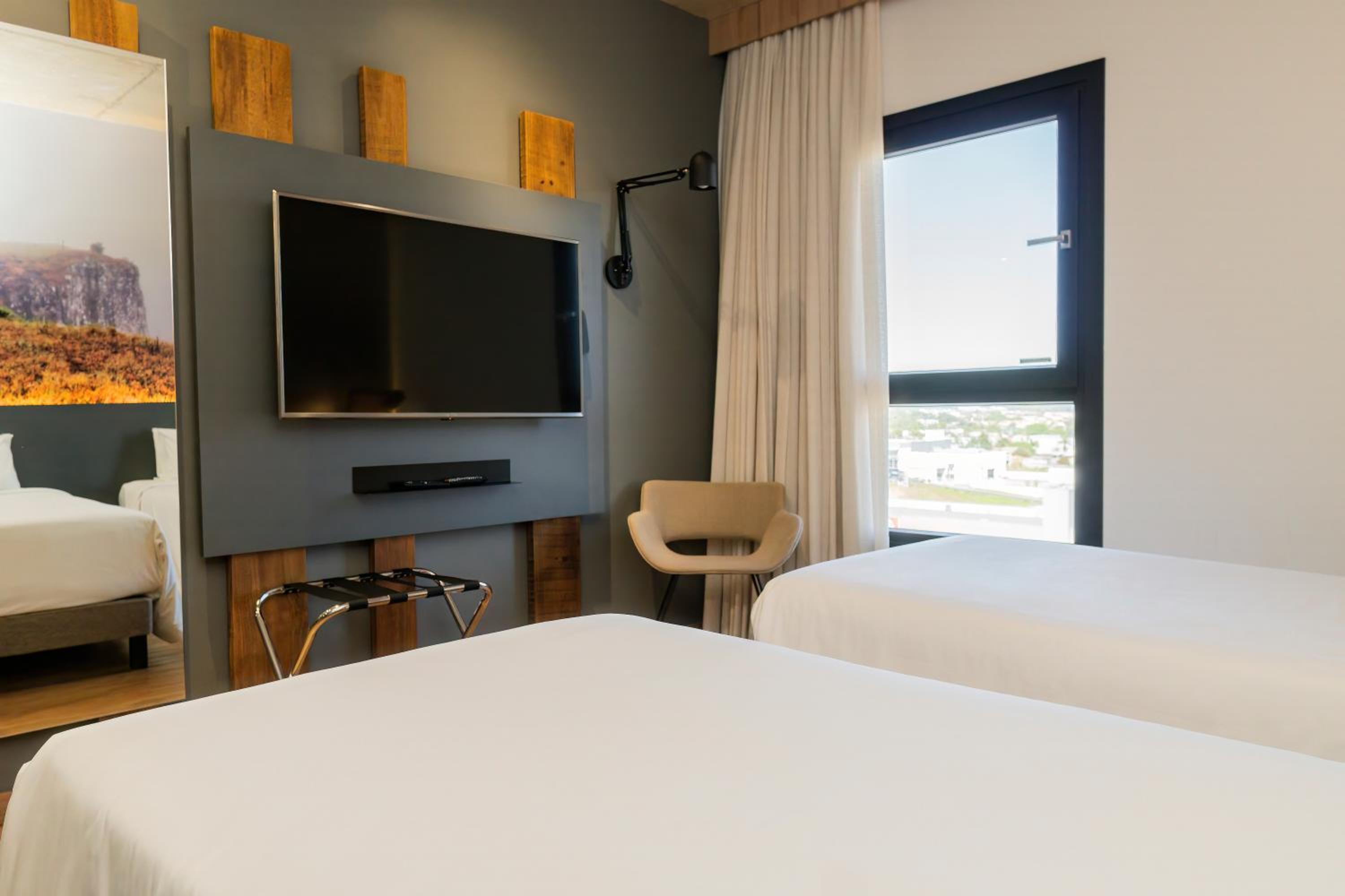Standard Twin Room - Photo 2